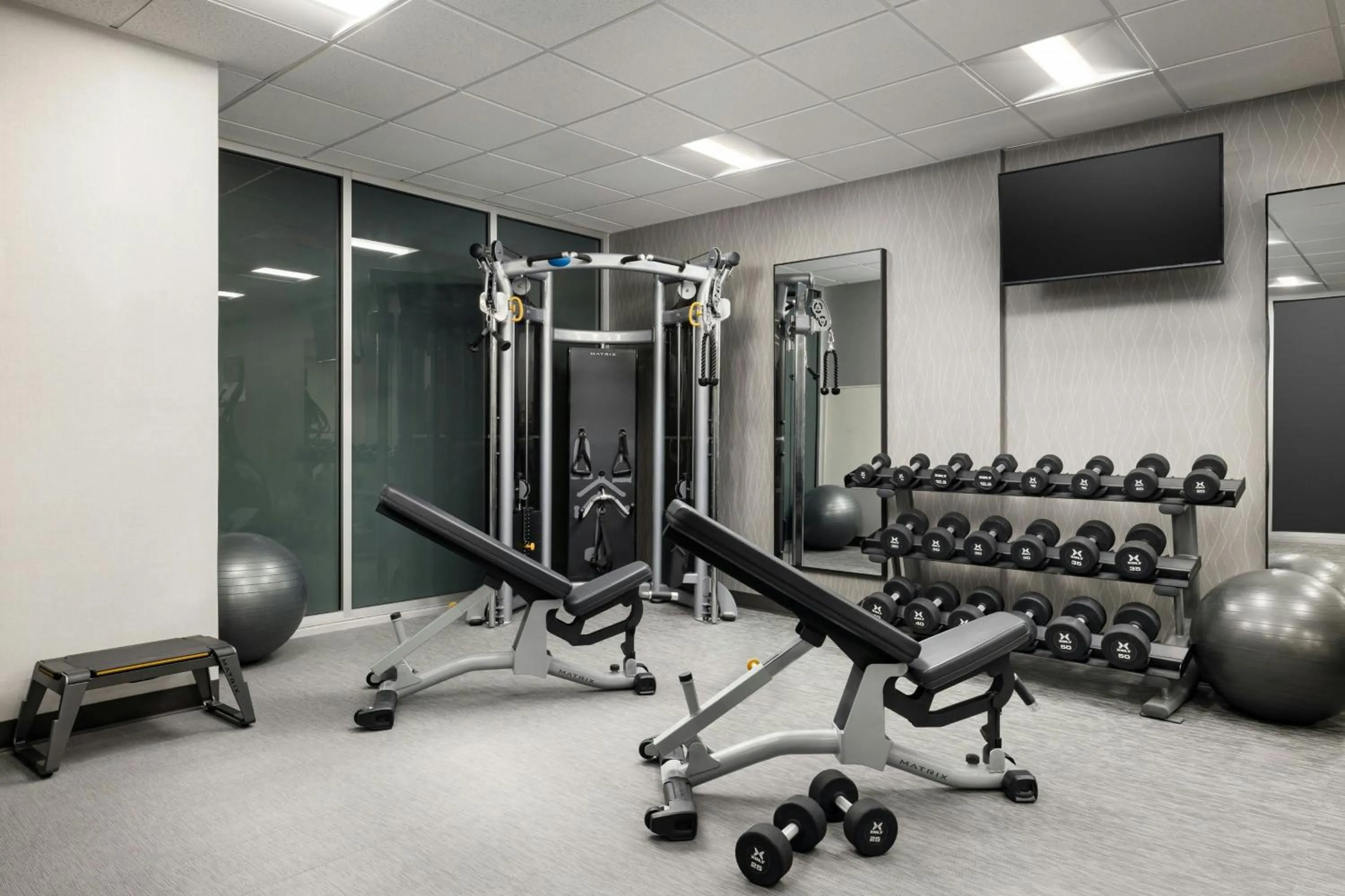 Fitness centre/facilities in Courtyard by Marriott New York Manhattan Upper East Side