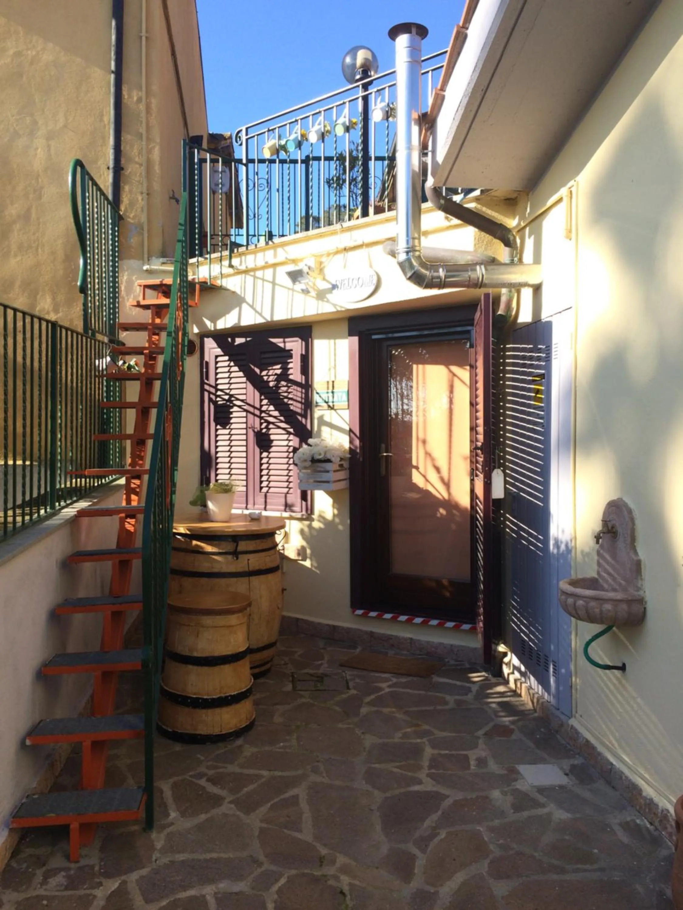 Property building in Eco Home con terrazza