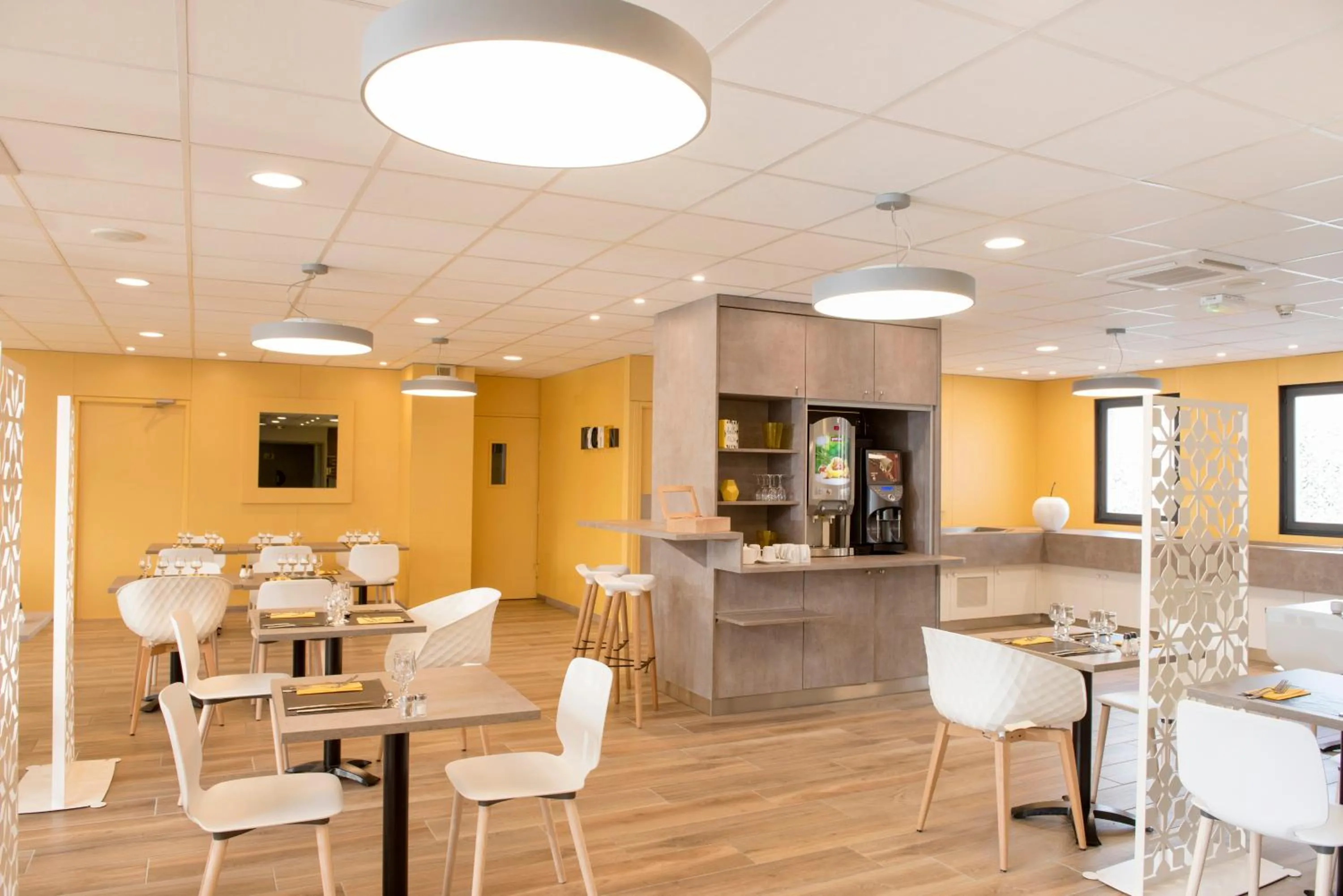 Restaurant/places to eat in Kyriad Saint-Etienne Centre