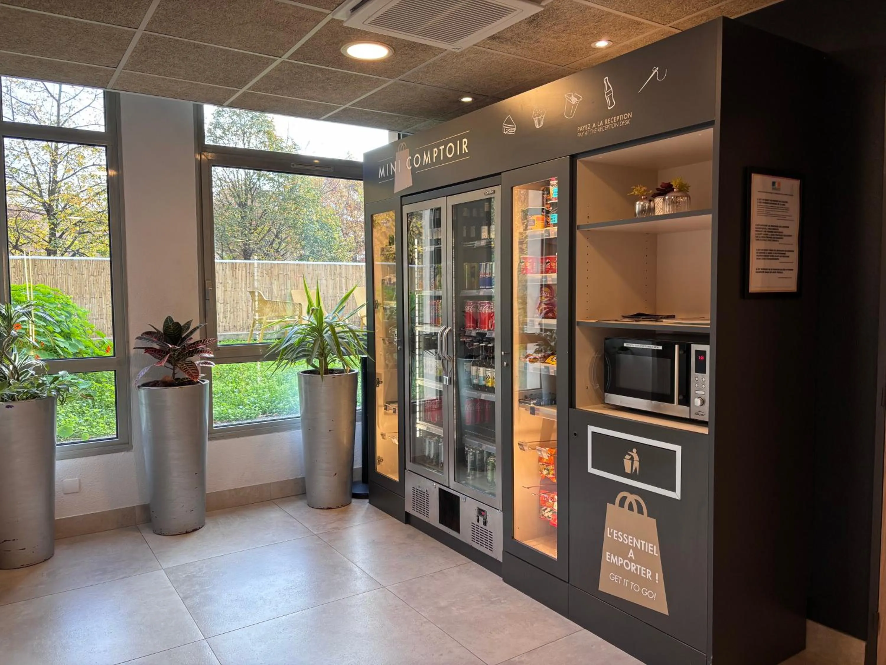 vending machine in Campanile PRIME Lyon Centre Gare Part-Dieu