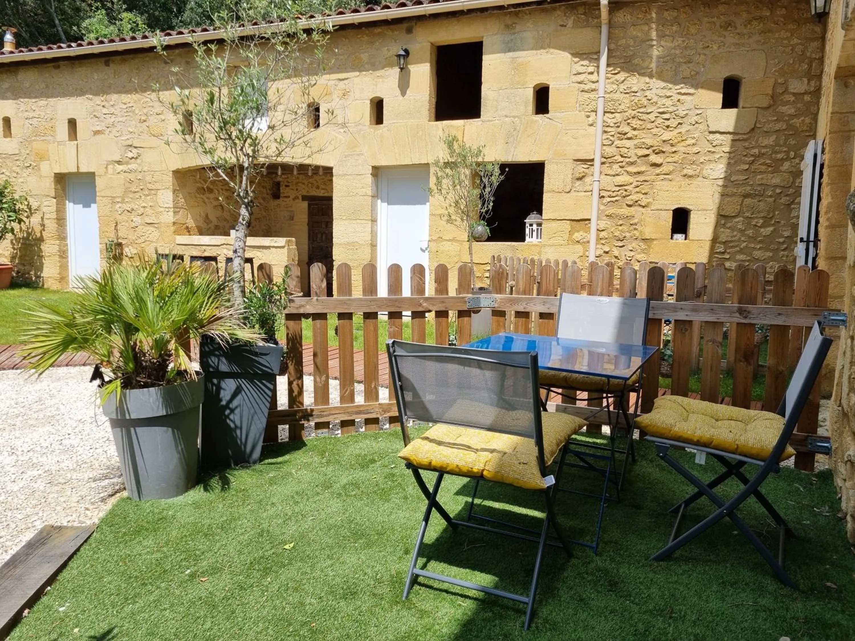 Patio in Le Clos de la Canéda