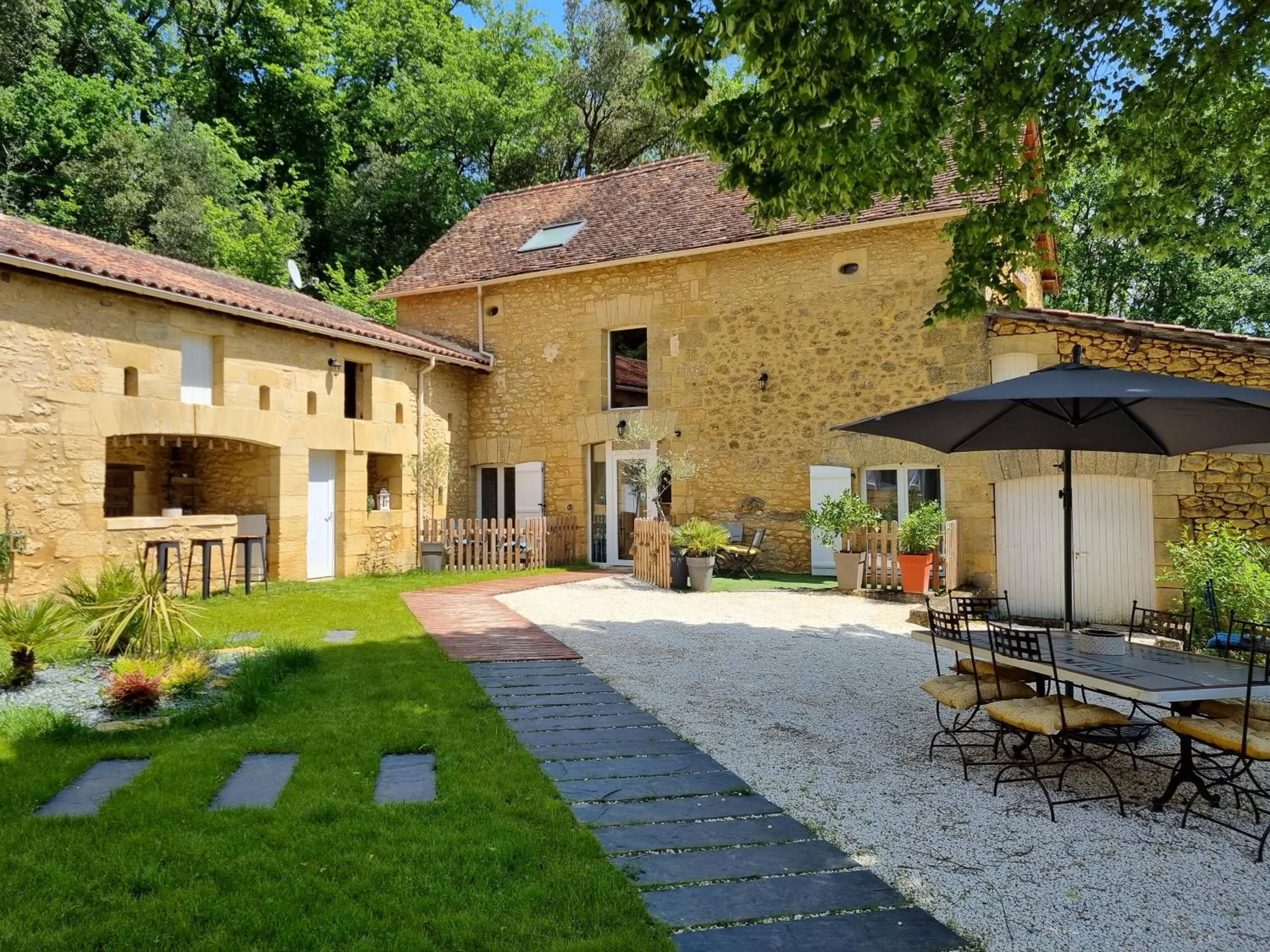 Property building in Le Clos de la Canéda