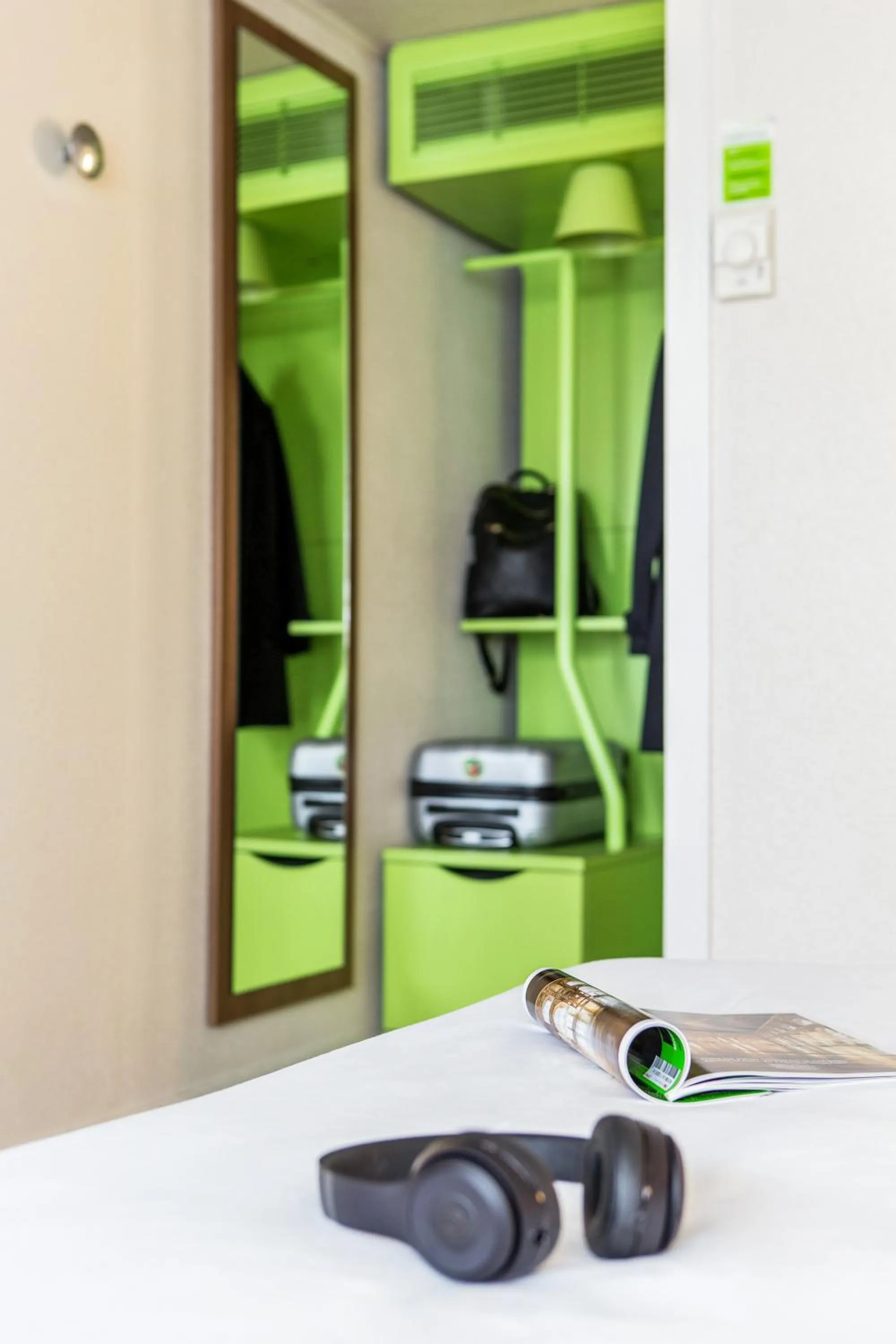 wardrobe in Campanile Poitiers