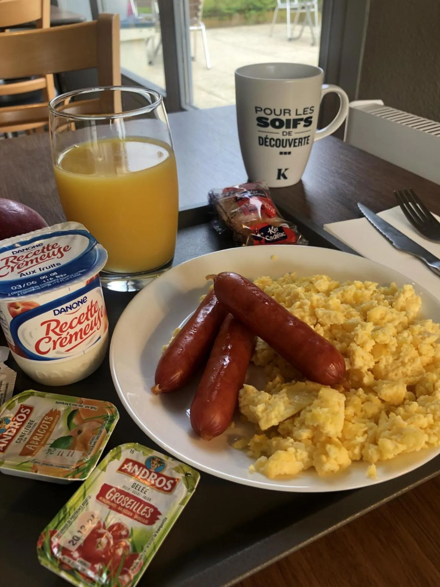 Breakfast in Kyriad SEDAN