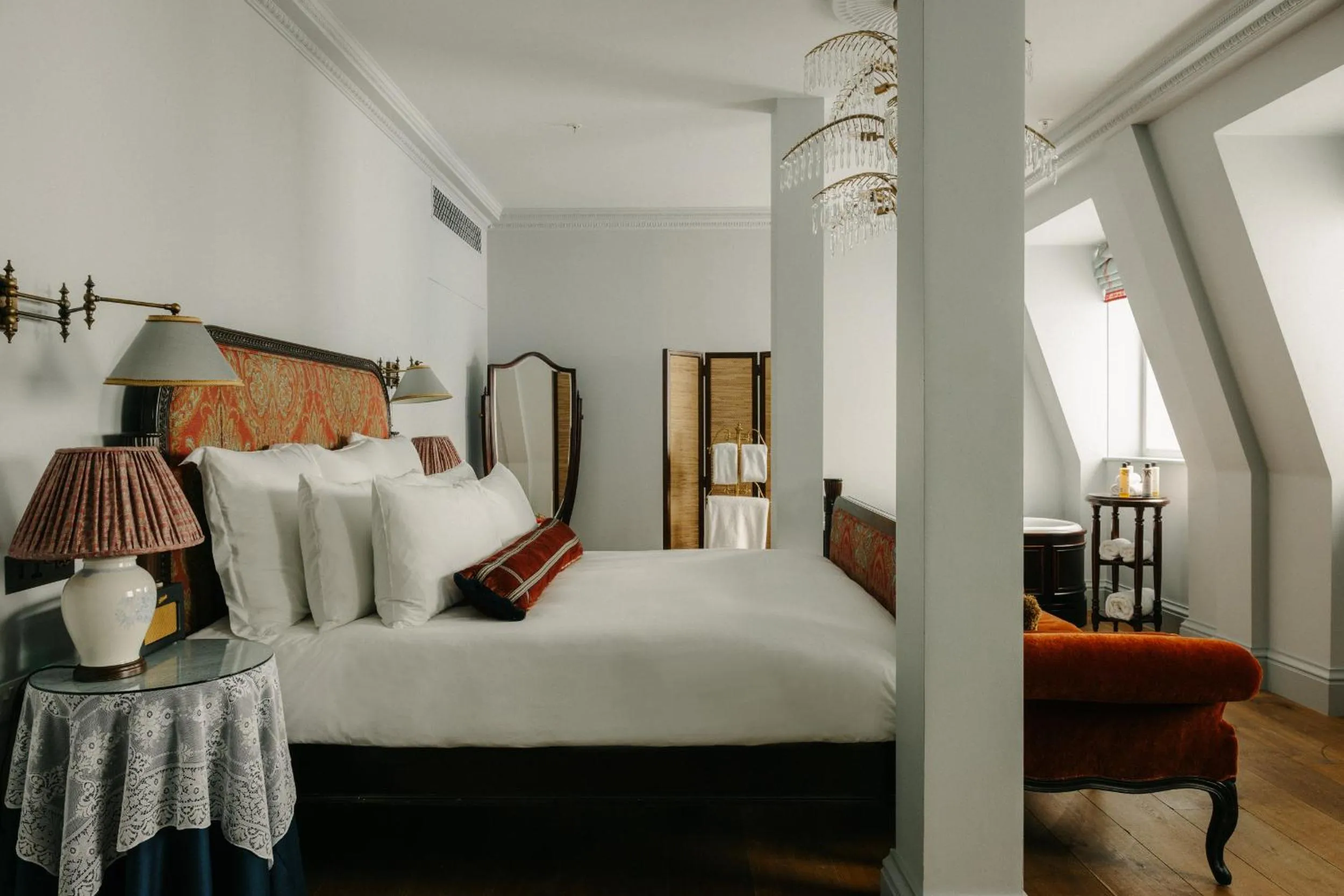 Bedroom, Bed in The Ned