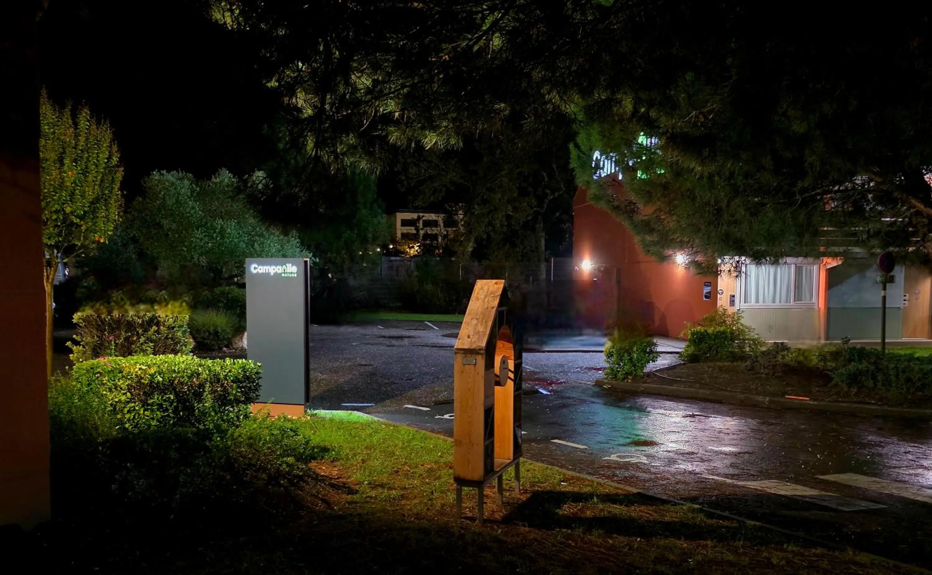 Facade/entrance in Campanile NATURE - Bordeaux Sud Pessac