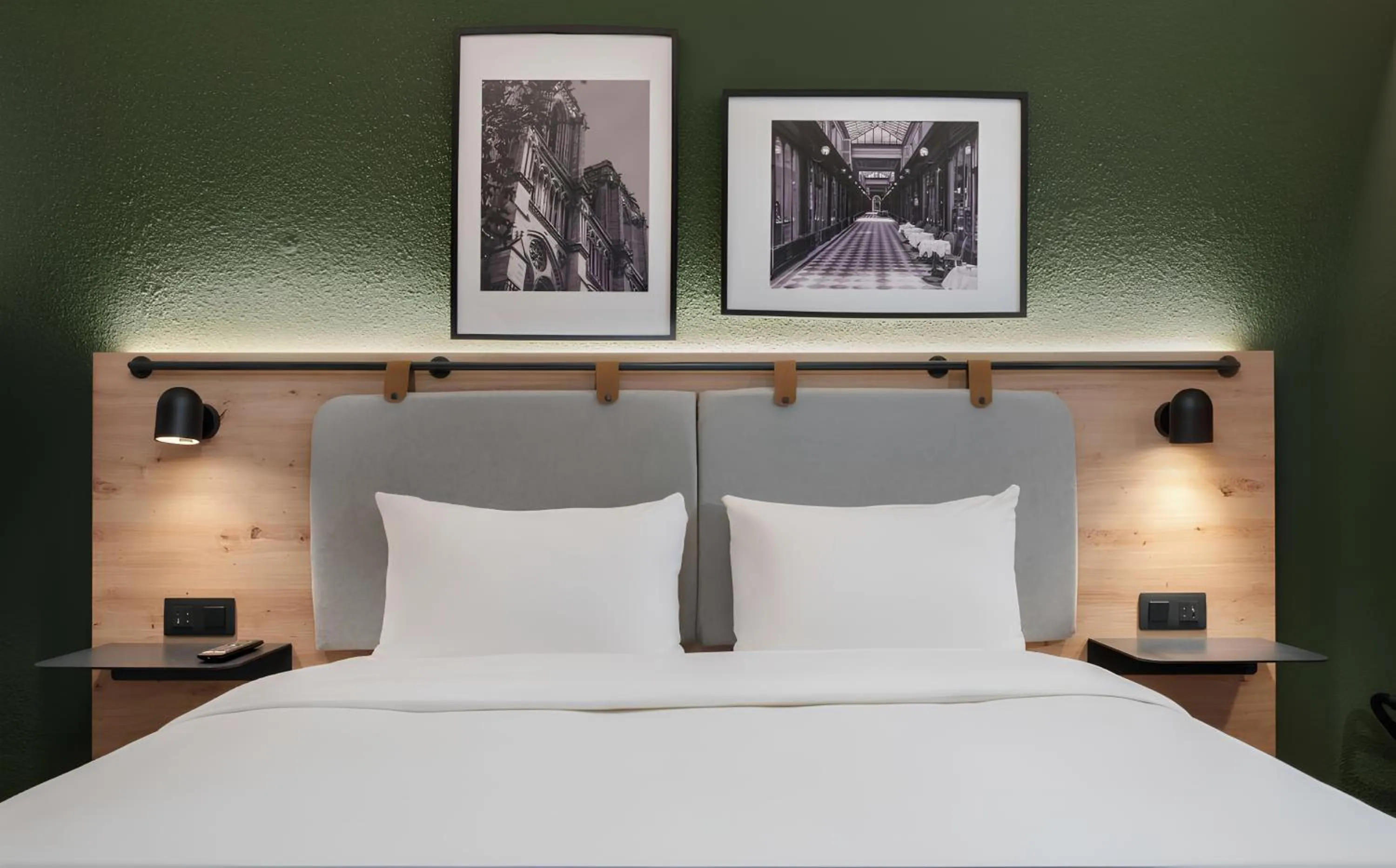 Bed in Campanile Bordeaux Sud Hopital Haut Leveque - Pessac