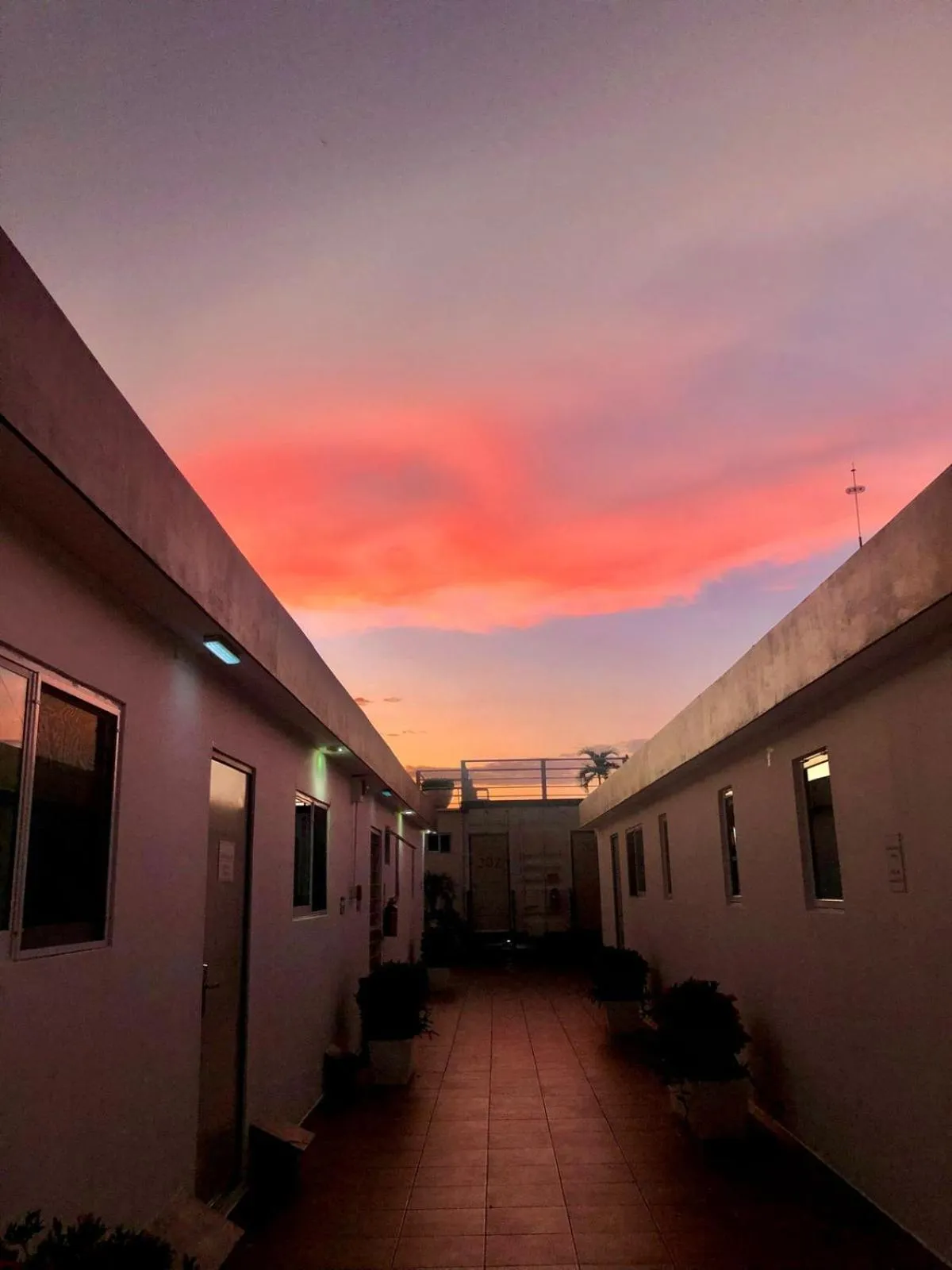 Property building in Container Inn Hotel Aeropuerto