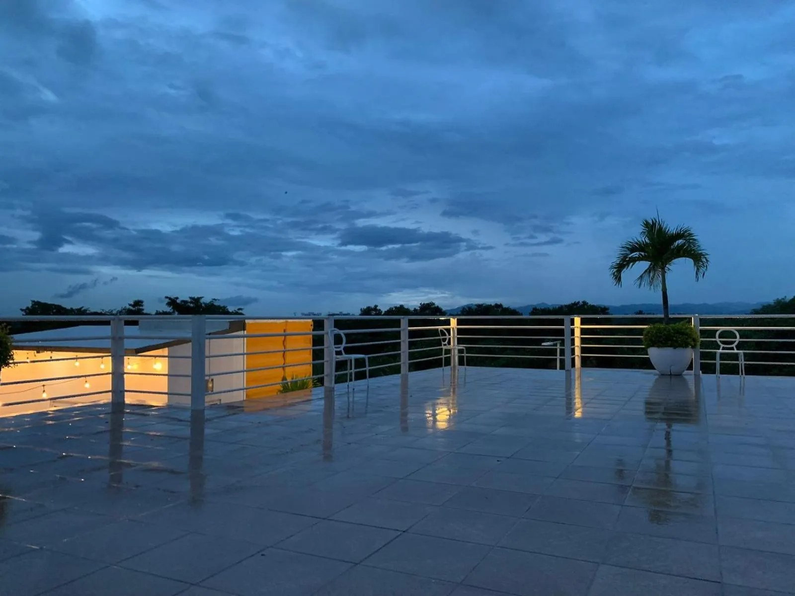 Balcony/Terrace in Container Inn Hotel Aeropuerto