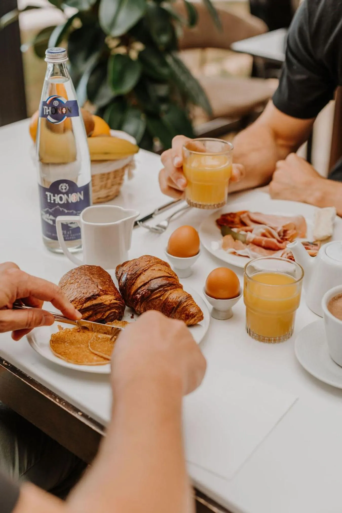 Breakfast in Kyriad Deauville - St Arnoult