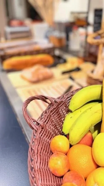 Breakfast in Kyriad Blois Sud - Vineuil