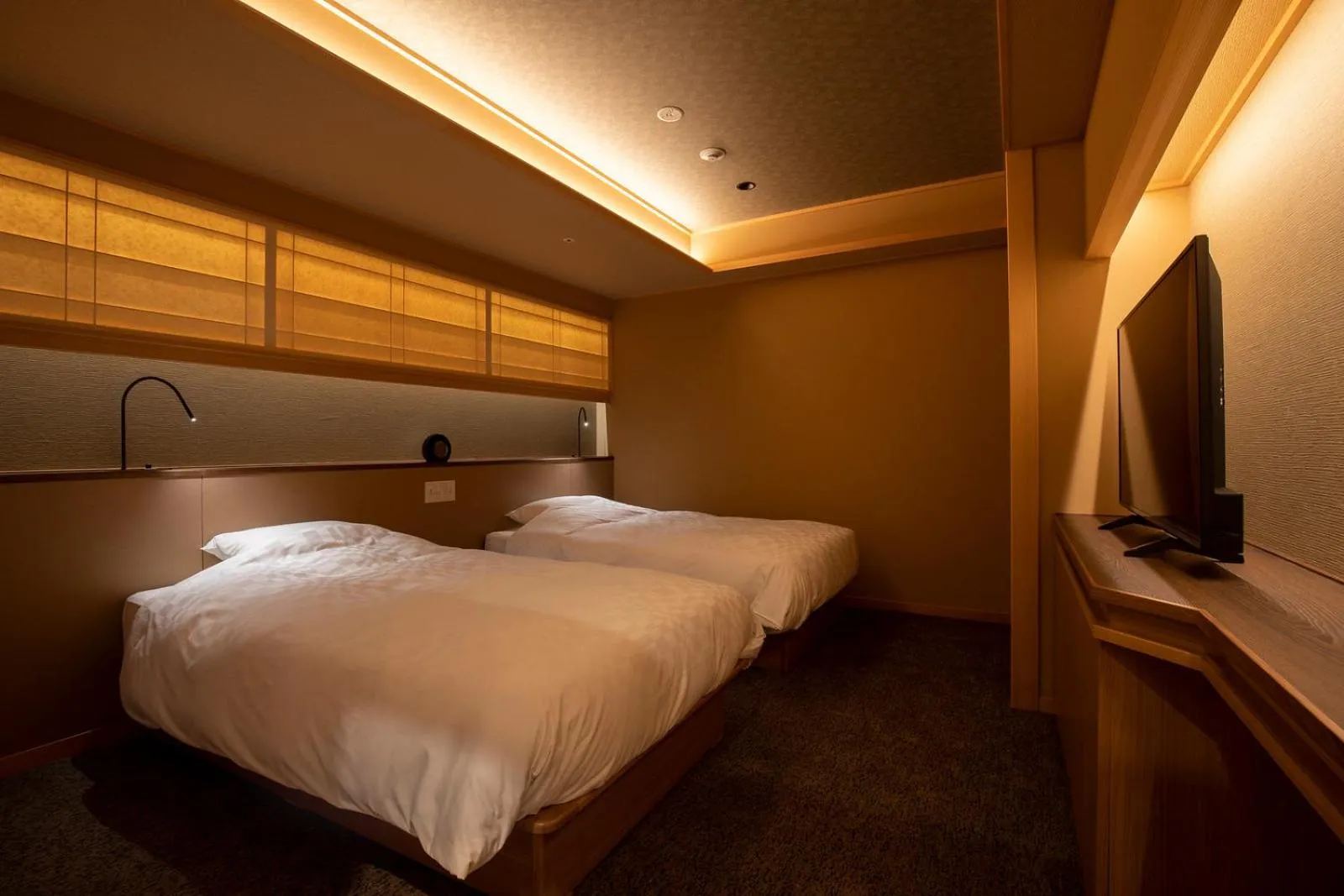 Bed in Arima Grand Hotel