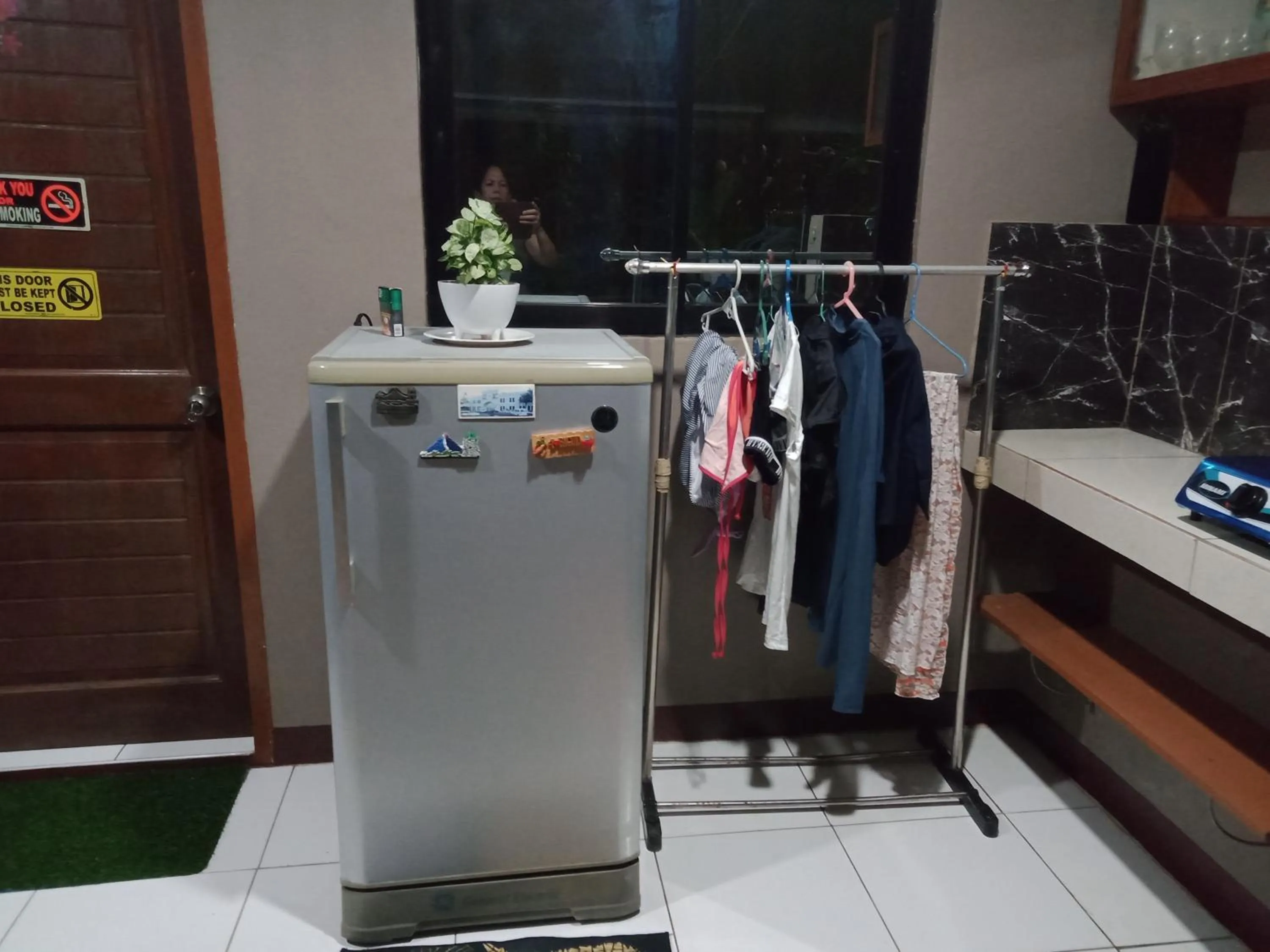 Kitchen or kitchenette in Dalinda's Homestay