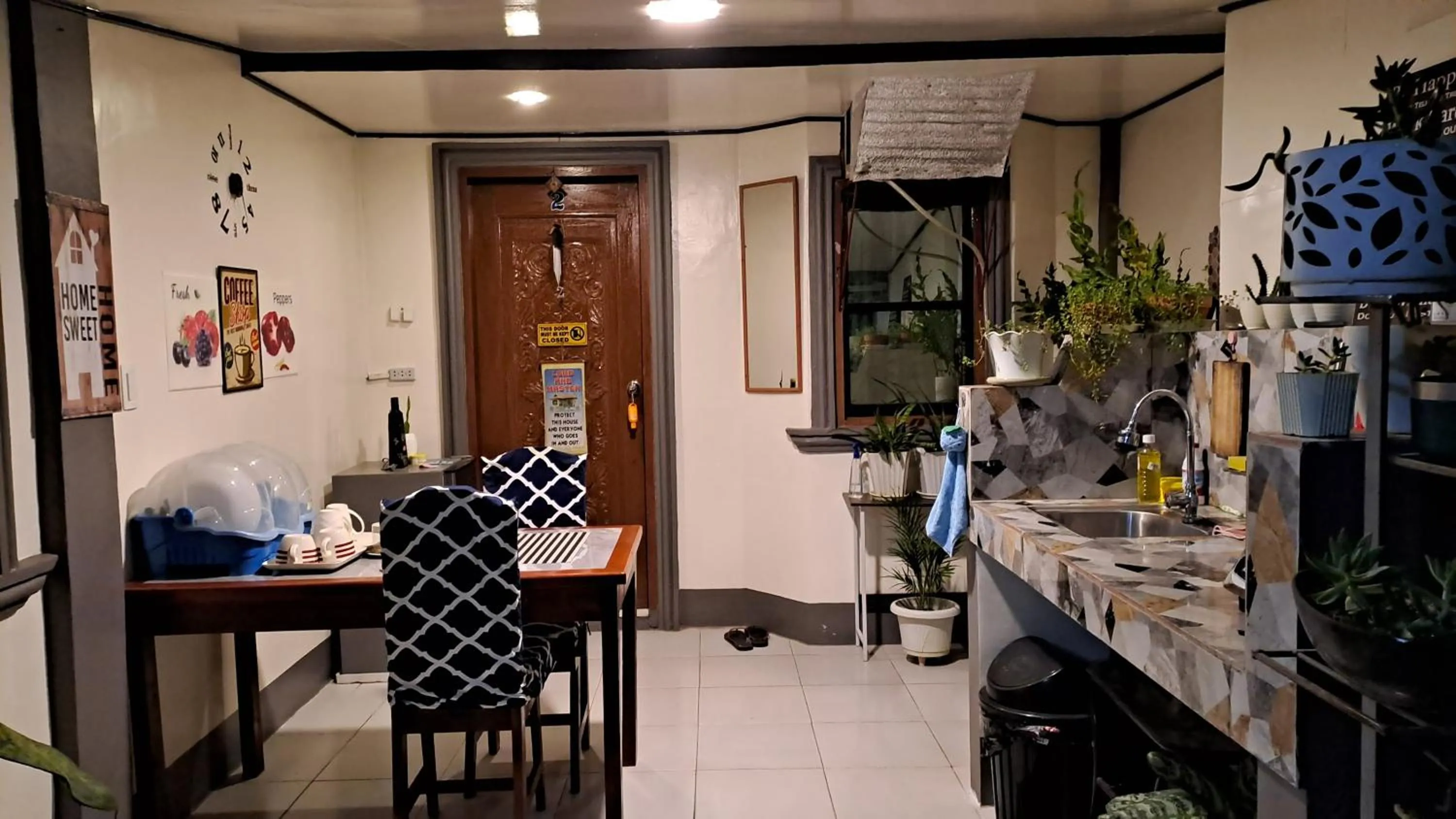 Dining area in Dalinda's Homestay