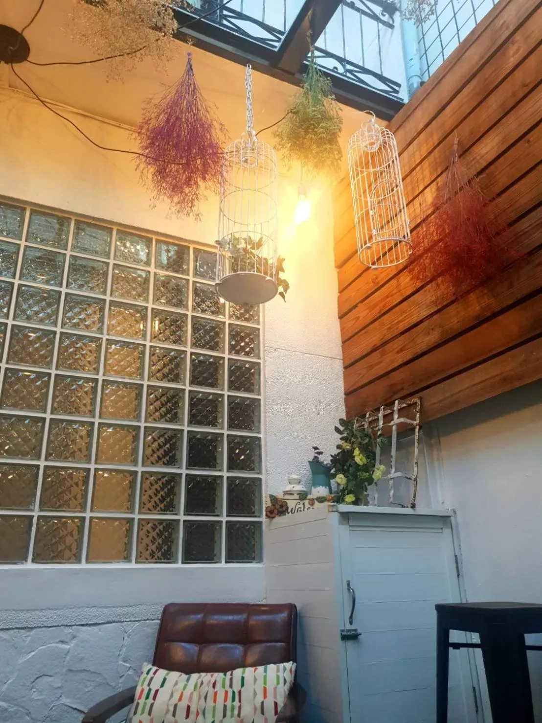 Seating area in Tainan Little Day