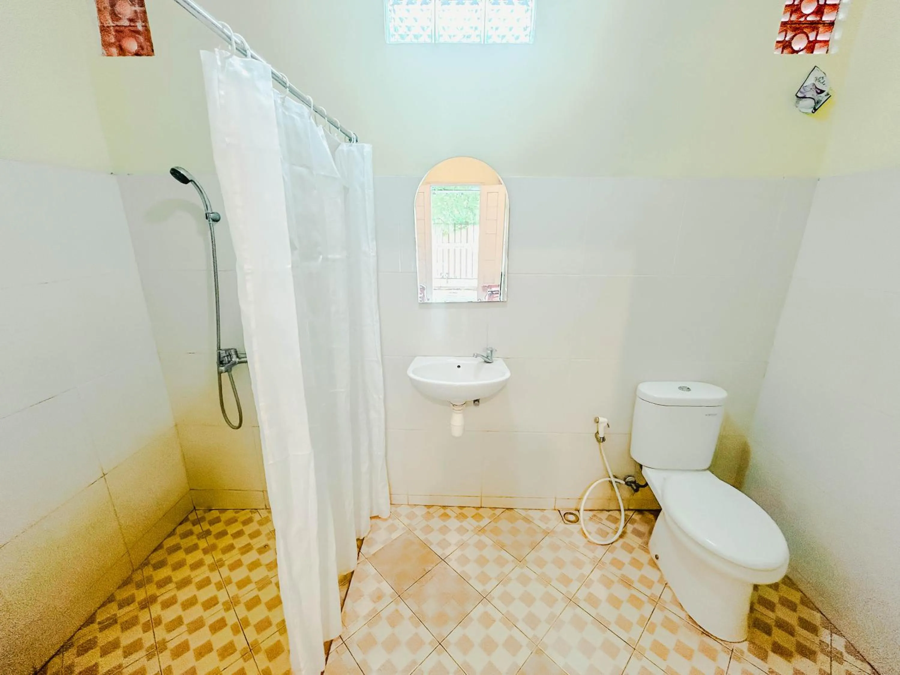 Shower in Rinjani Garden Syariah by ecommerceloka