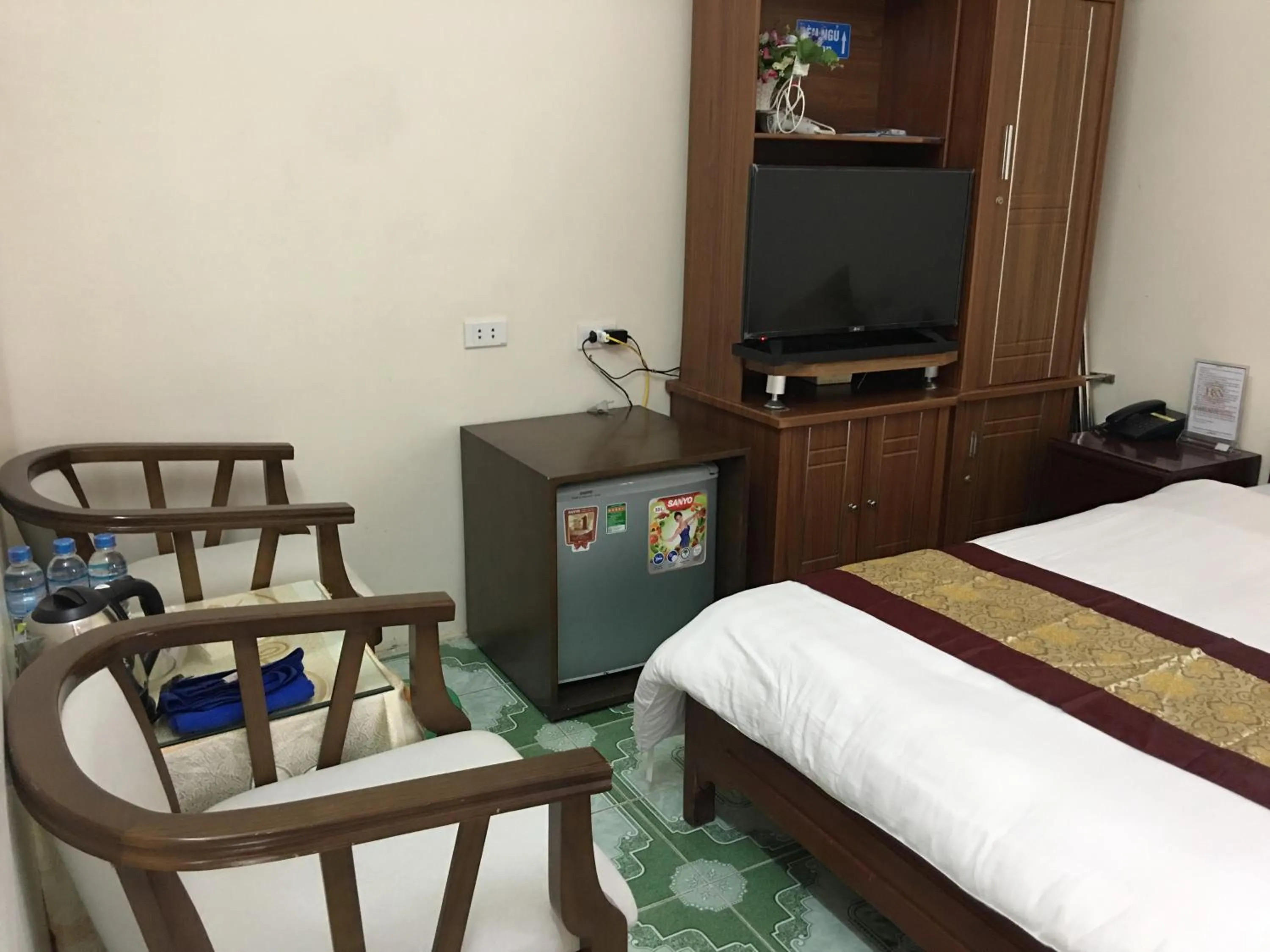 Bed in Hoang Ngoc Hotel