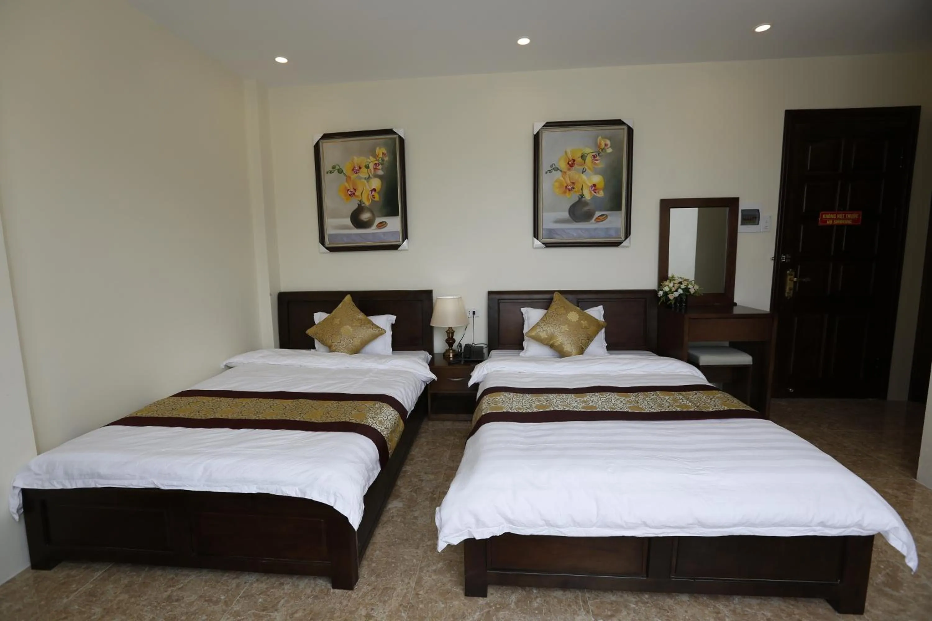 Photo of the whole room, Bed in Hoang Ngoc Hotel