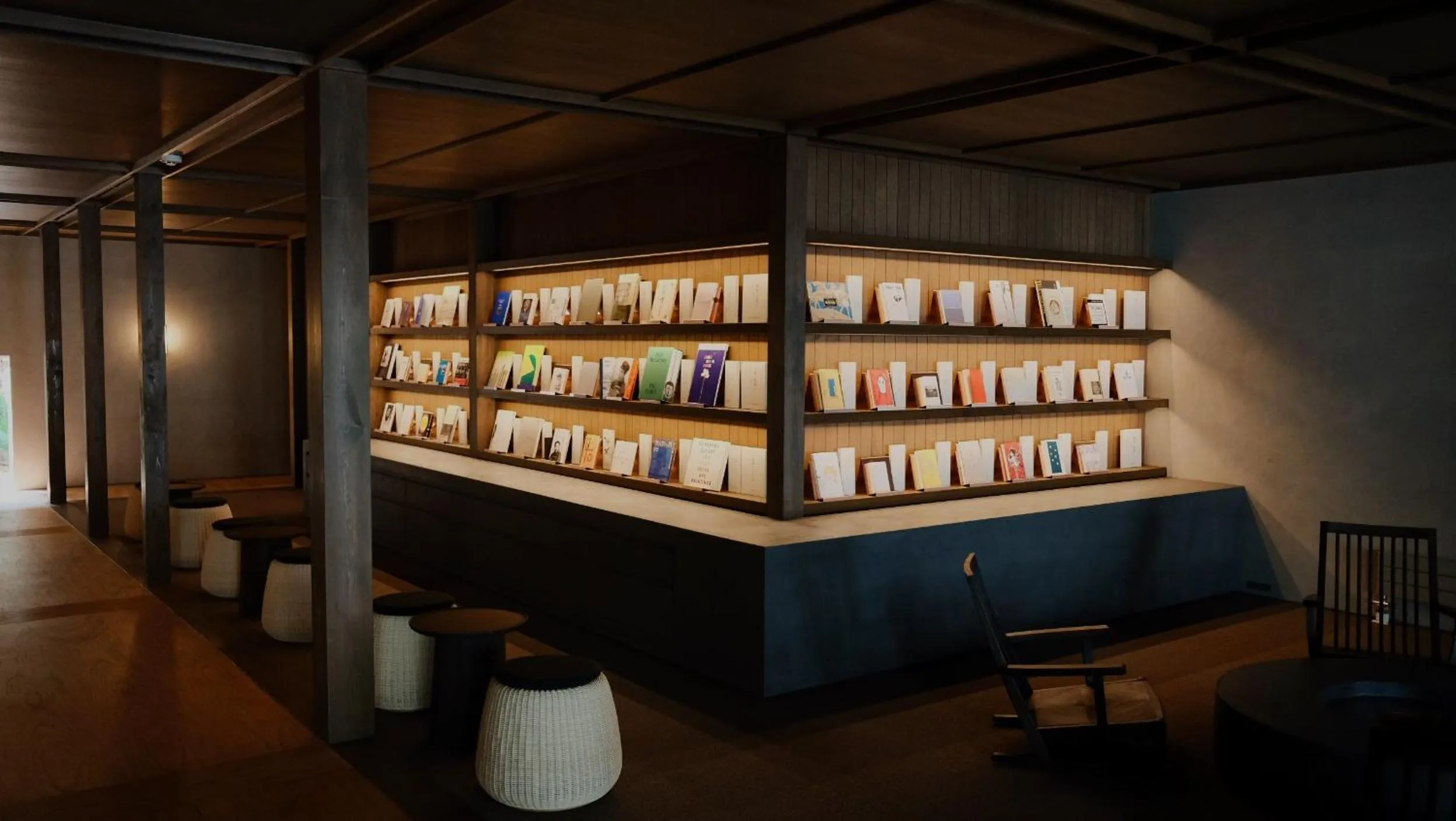 Library in Kobayashiya -Kinosaki Onsen-