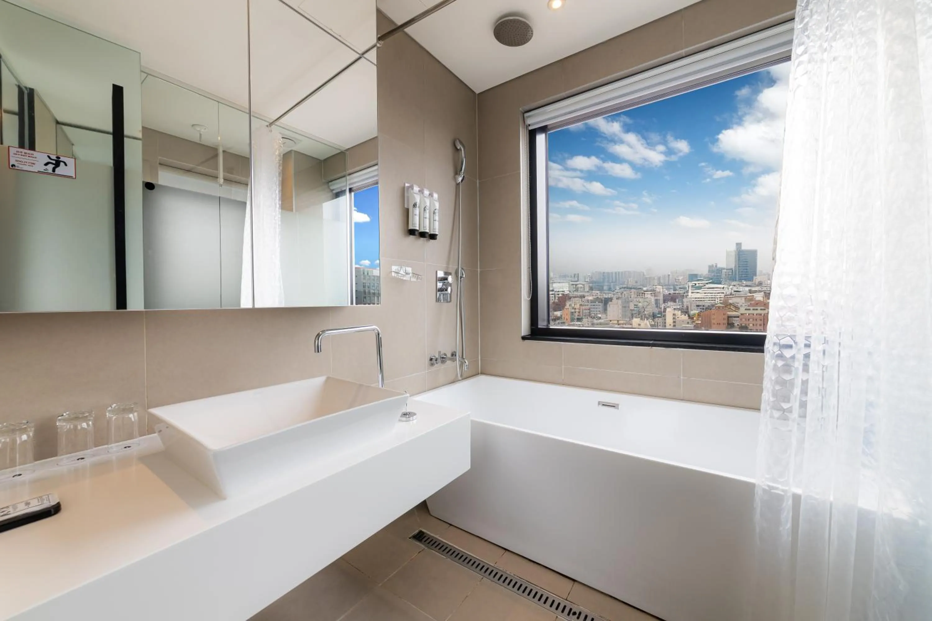 Hotel The Designers Seoul Station