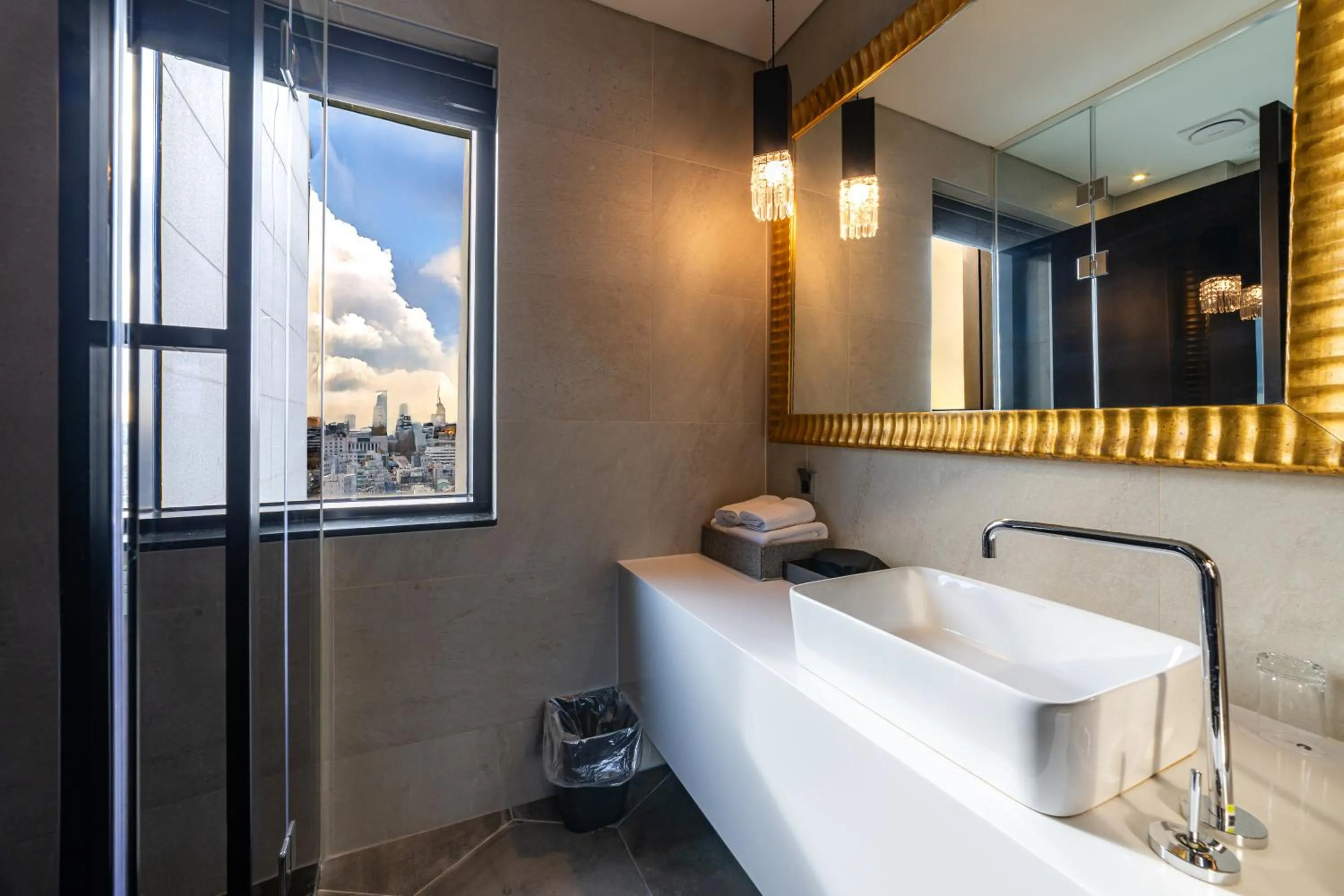 Hotel The Designers Seoul Station