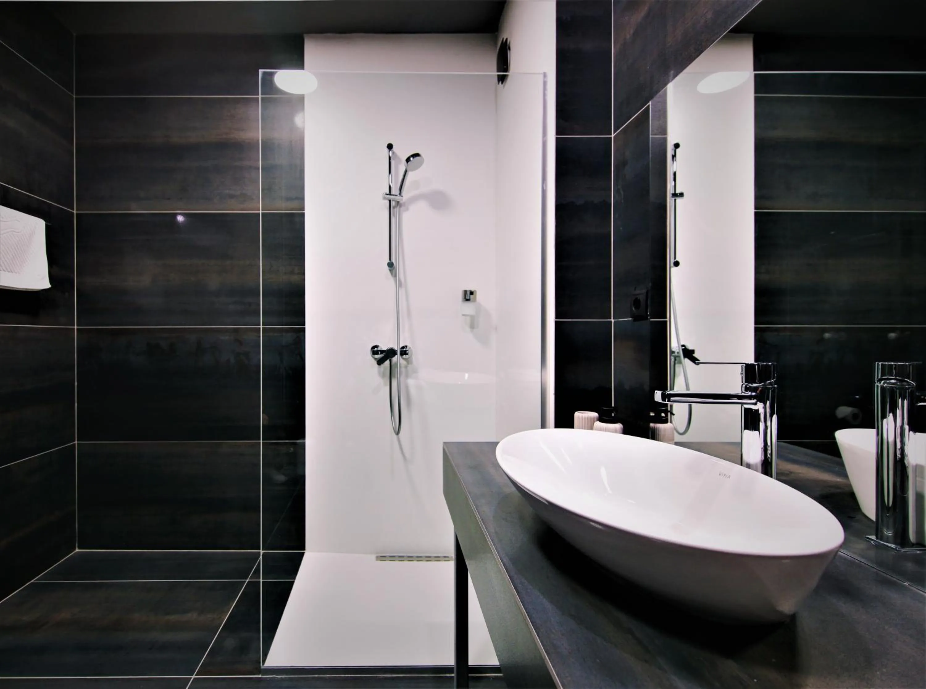 Bathroom in Quadrum Hotel