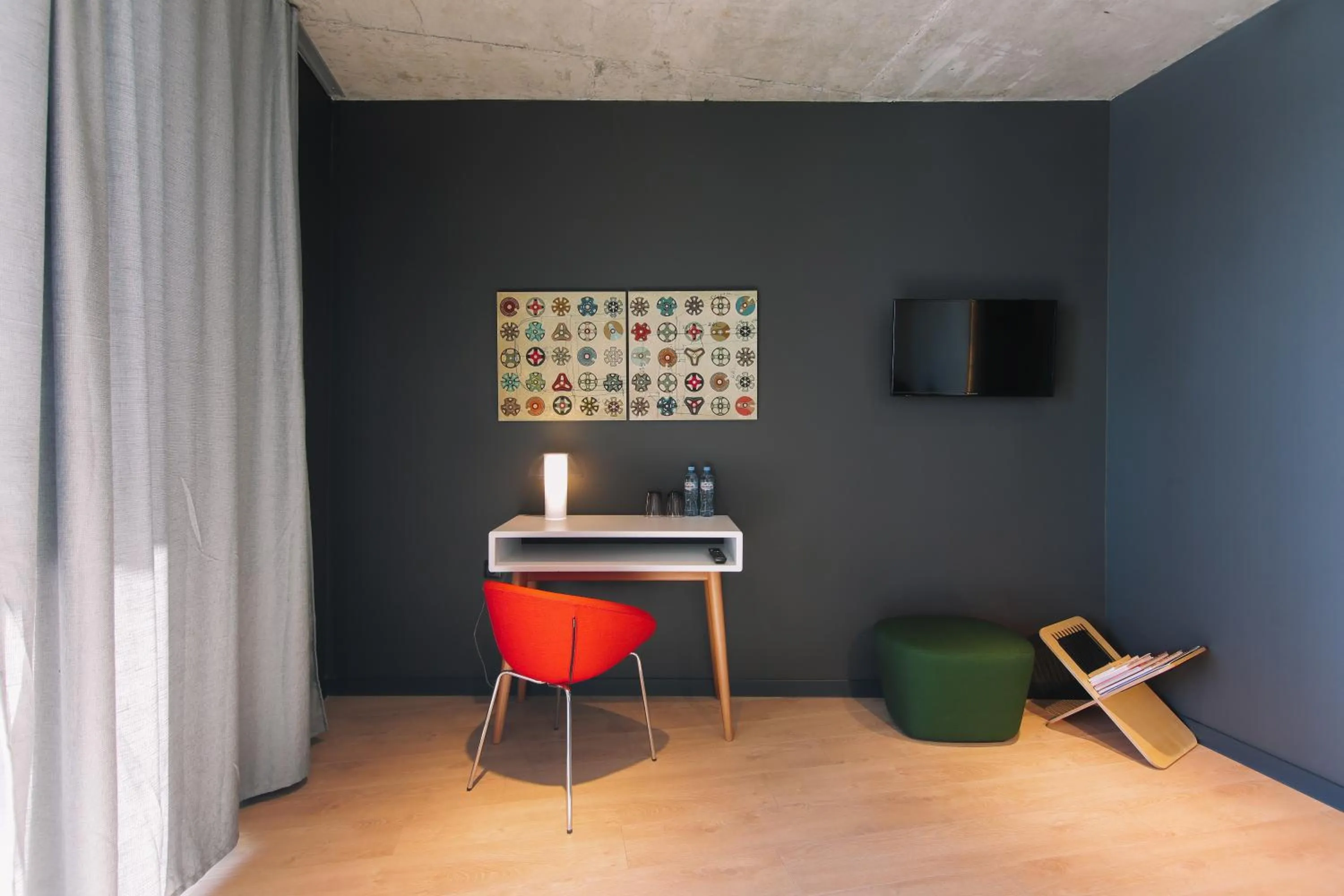 TV and multimedia in Quadrum Hotel