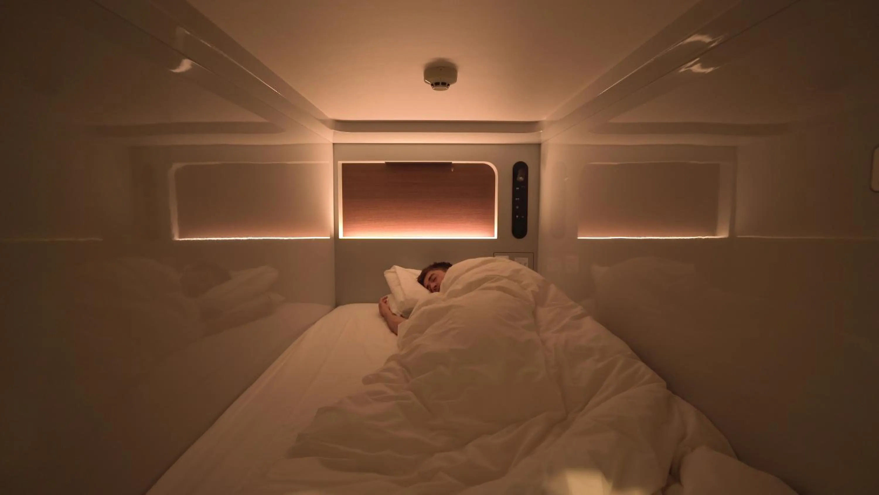 Bed in Mt.Fuji Cabin & Lounge Highland Station Inn (Capsule Hotel)