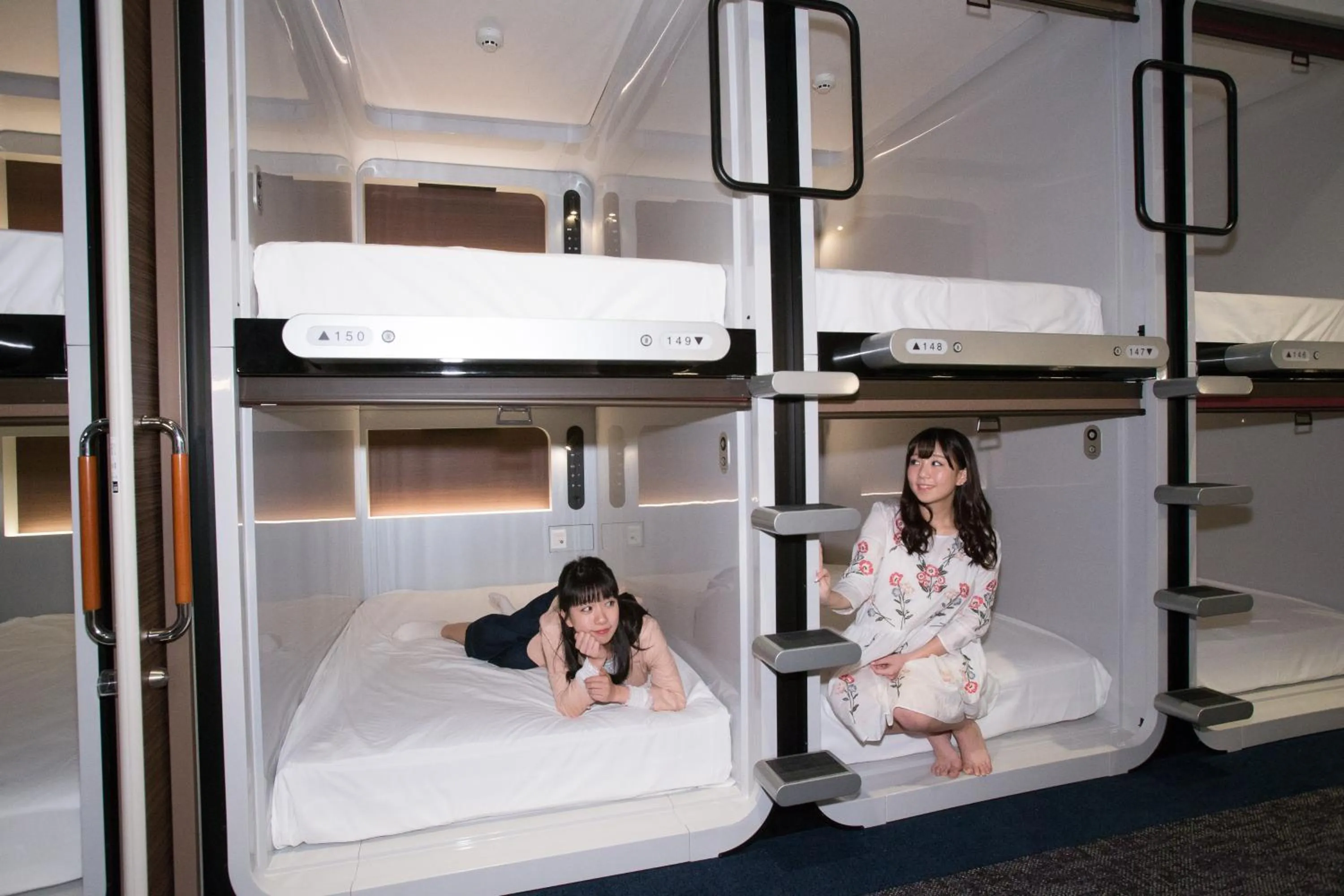 Bed in Mt.Fuji Cabin & Lounge Highland Station Inn (Capsule Hotel)