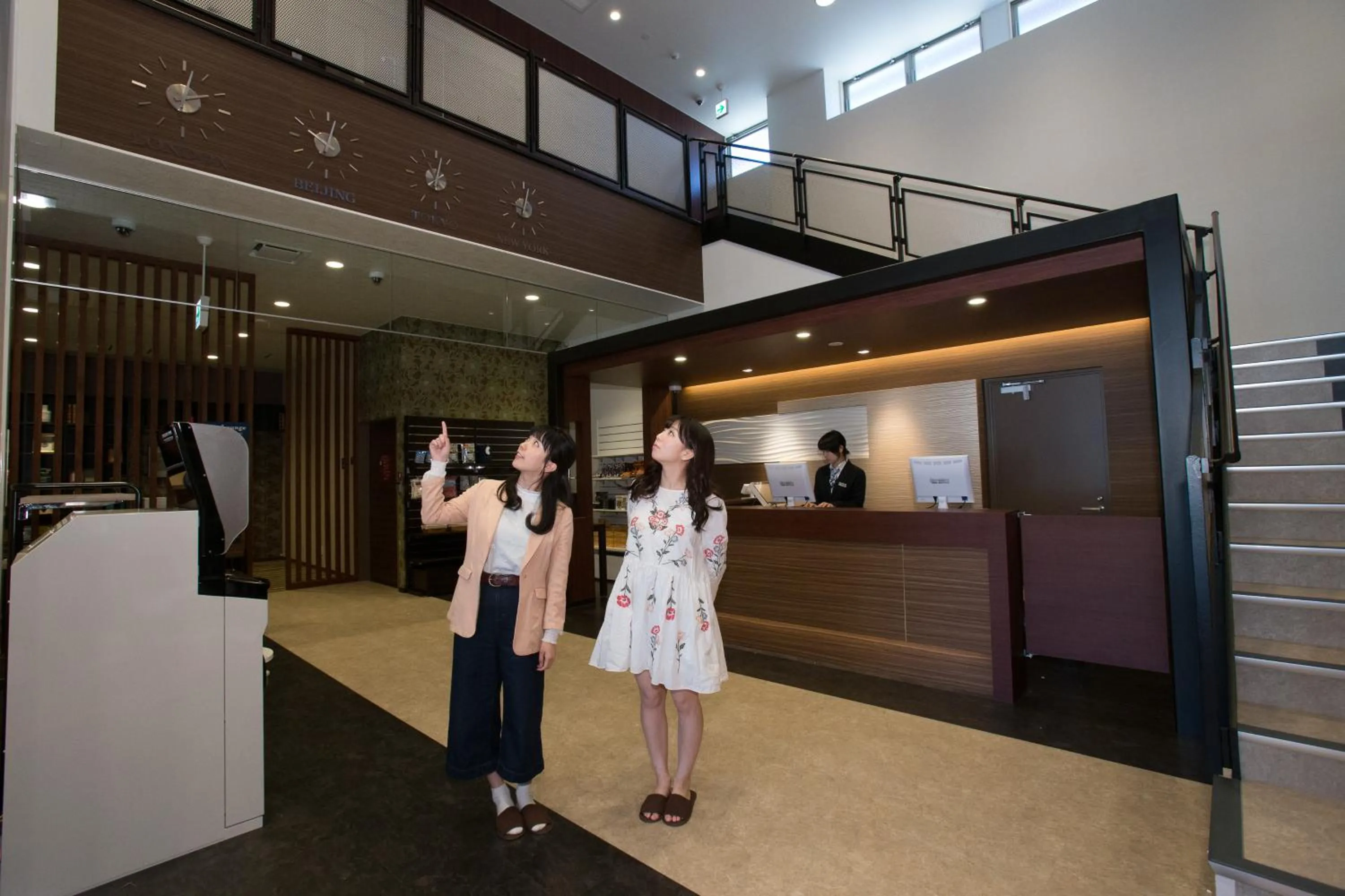 Lobby or reception in Mt.Fuji Cabin & Lounge Highland Station Inn (Capsule Hotel)