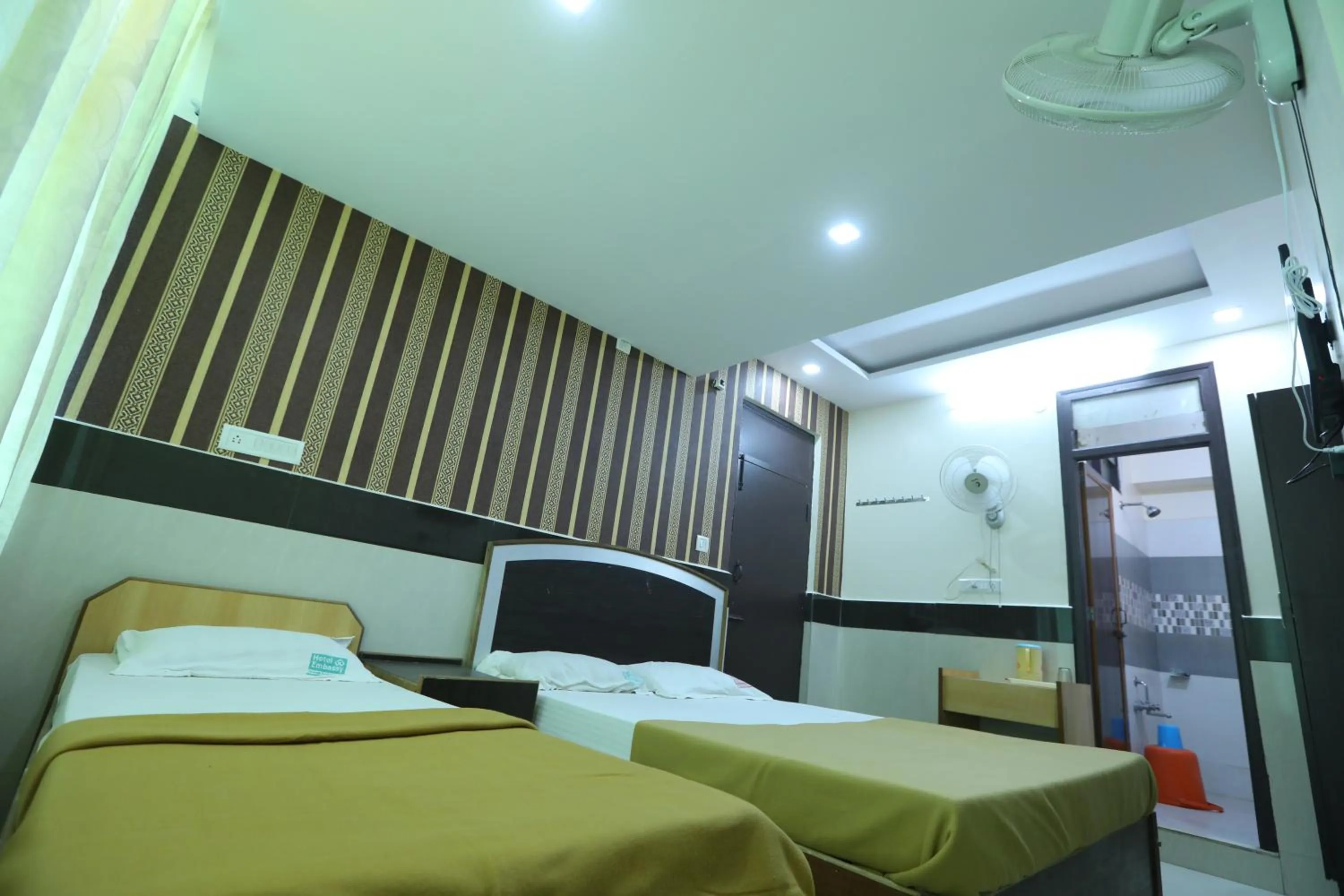 Bed in Hotel Embassy