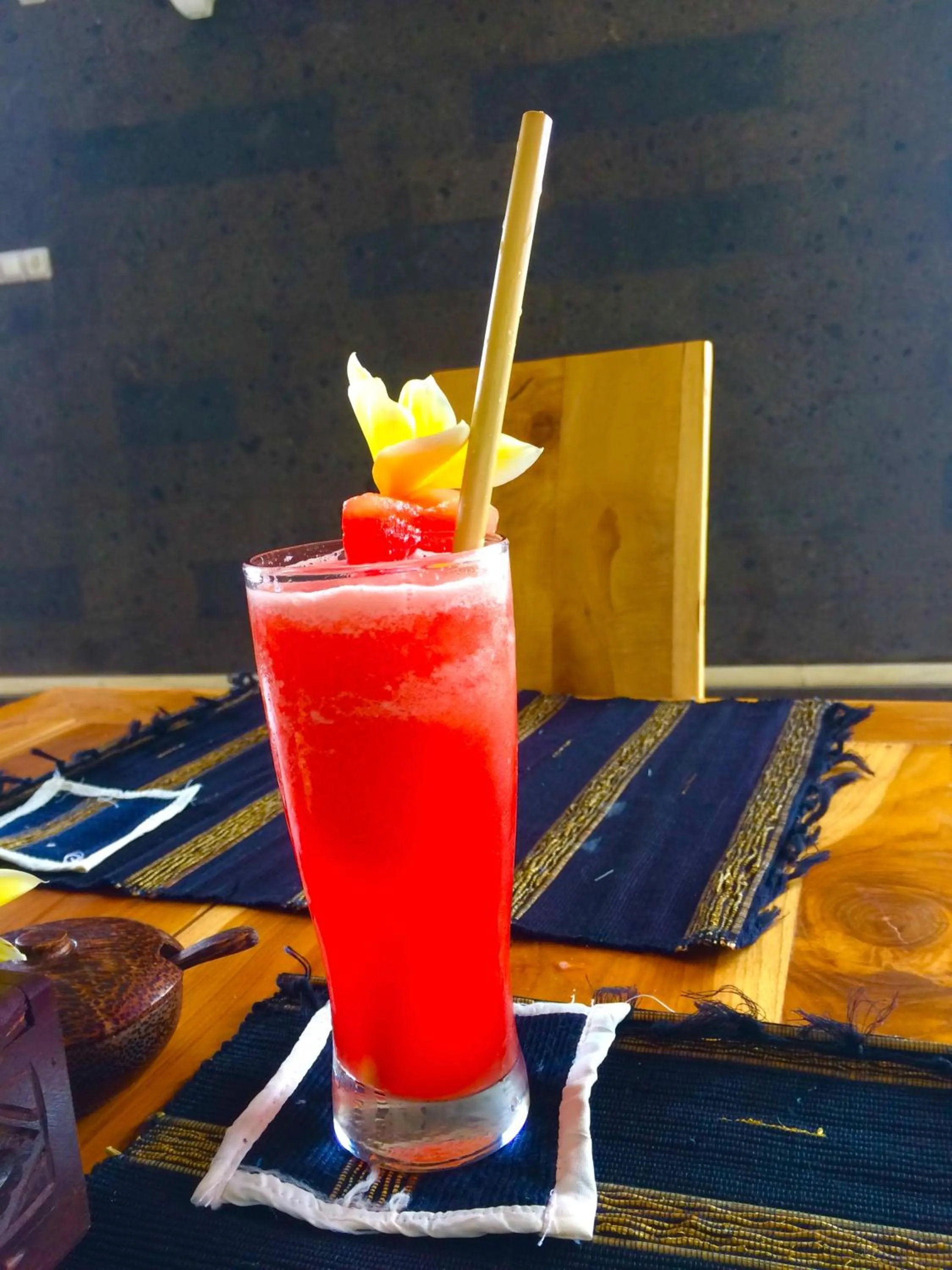 Drinks in Amed Romance House