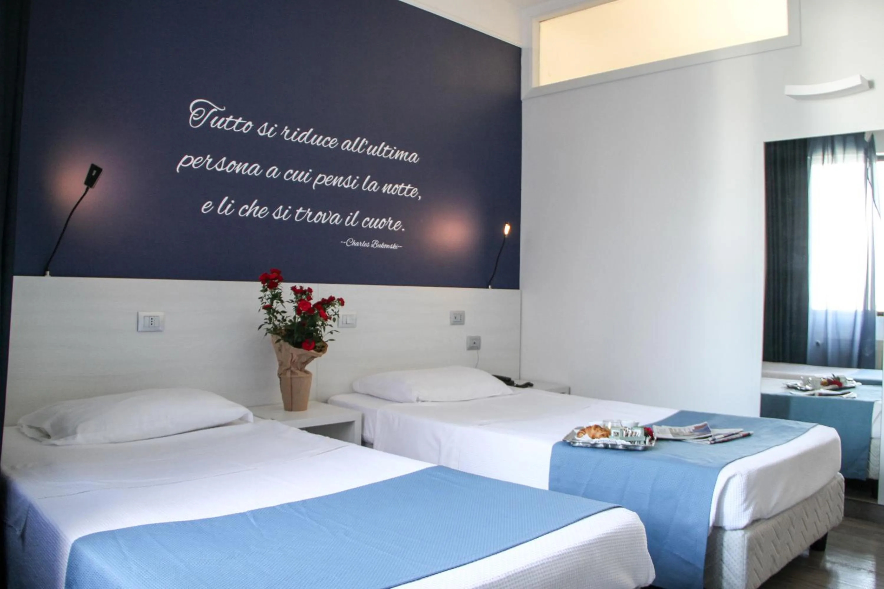 Photo of the whole room, Bed in Park Hotel