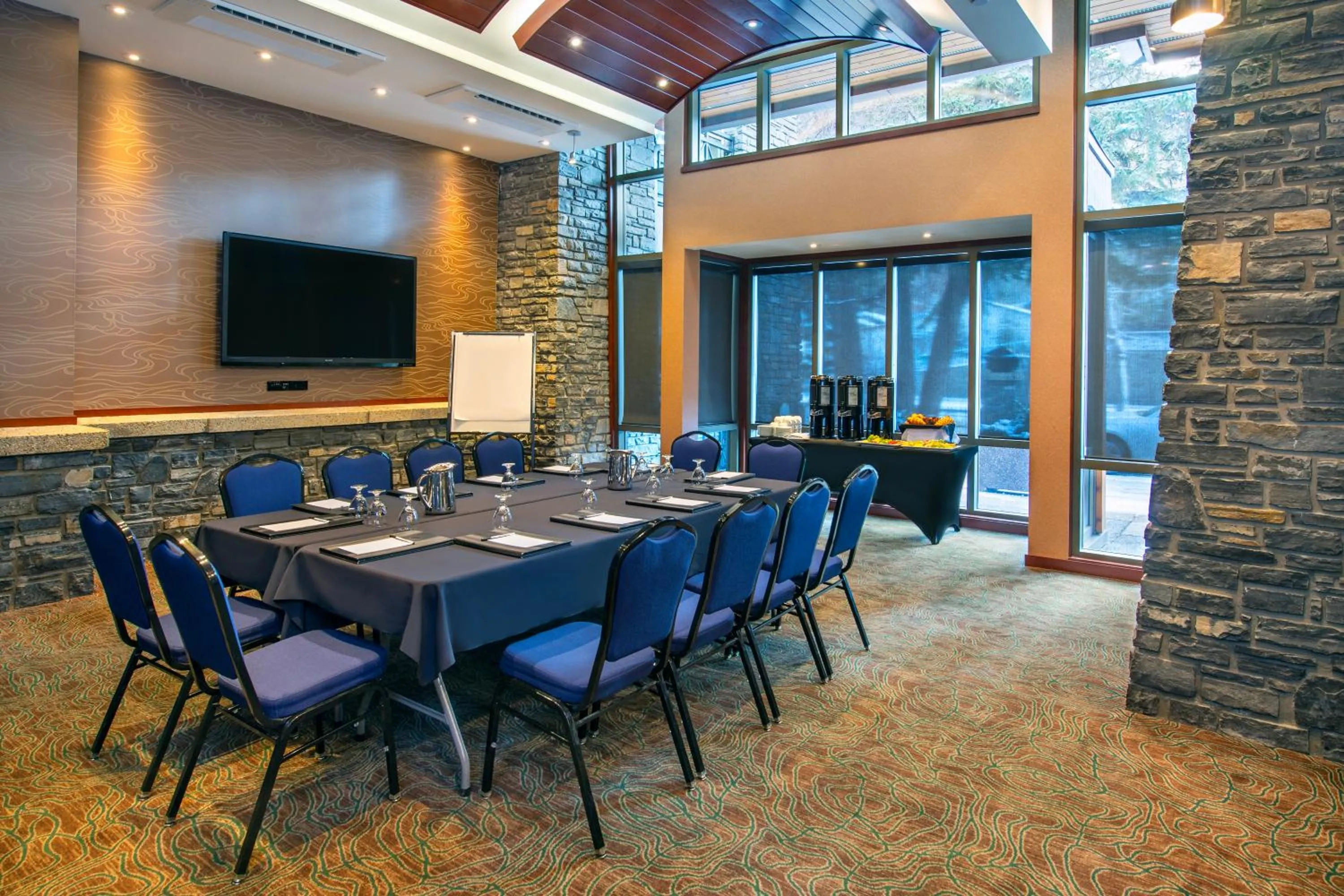 Meeting/conference room in Royal Canadian Lodge