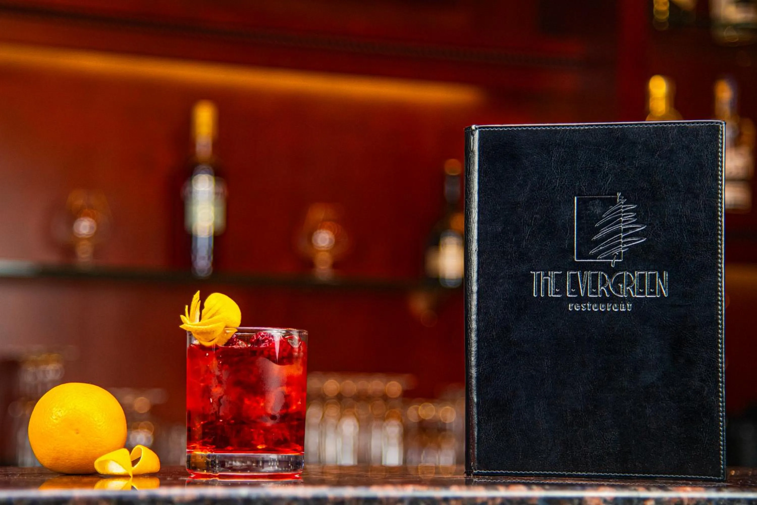 Lounge or bar in Royal Canadian Lodge