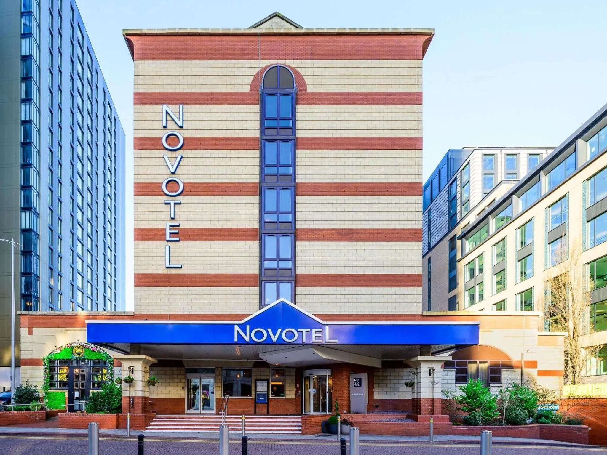 Property building in Novotel Birmingham Centre