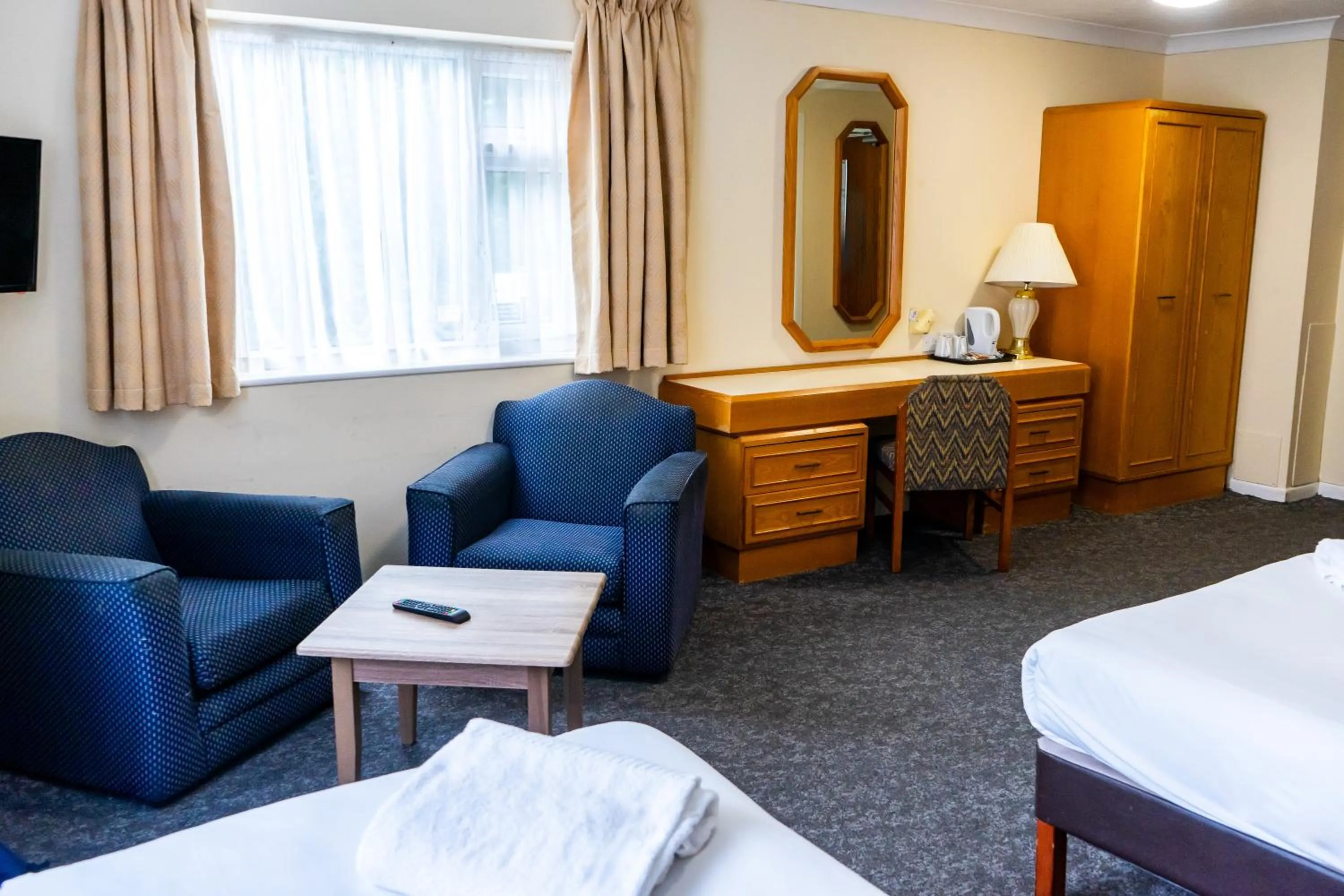 Bedroom, Bed in Carrington House Hotel