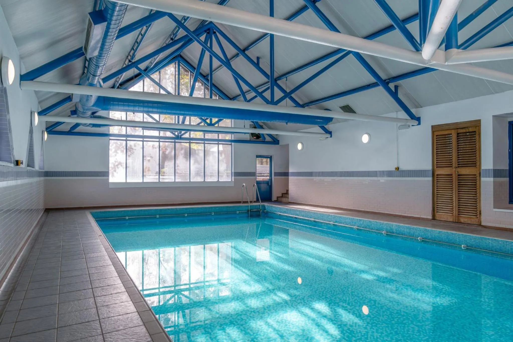 Swimming pool in Carrington House Hotel