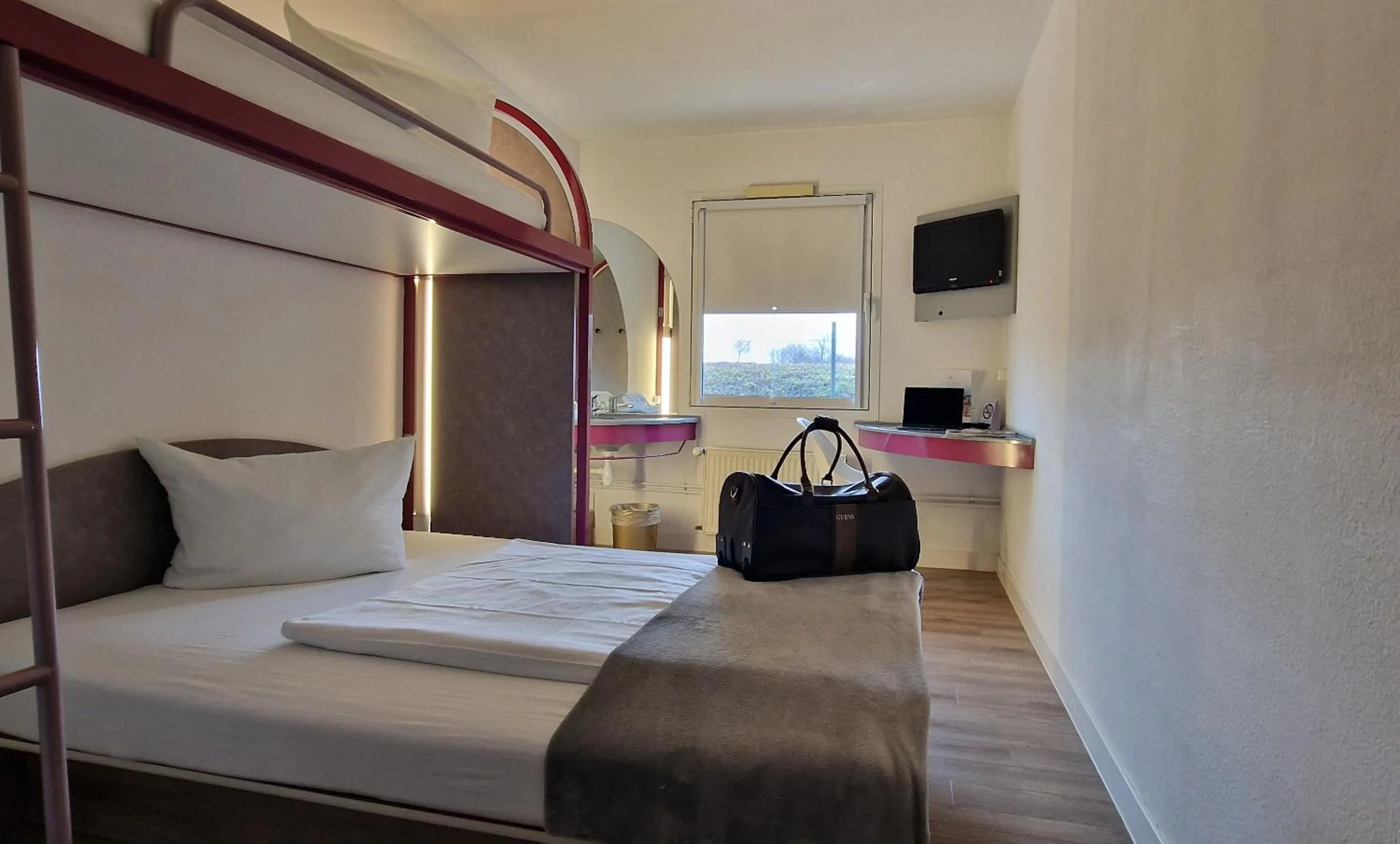 Photo of the whole room, Bed in Hotel K1 Nohra - bei Weimar