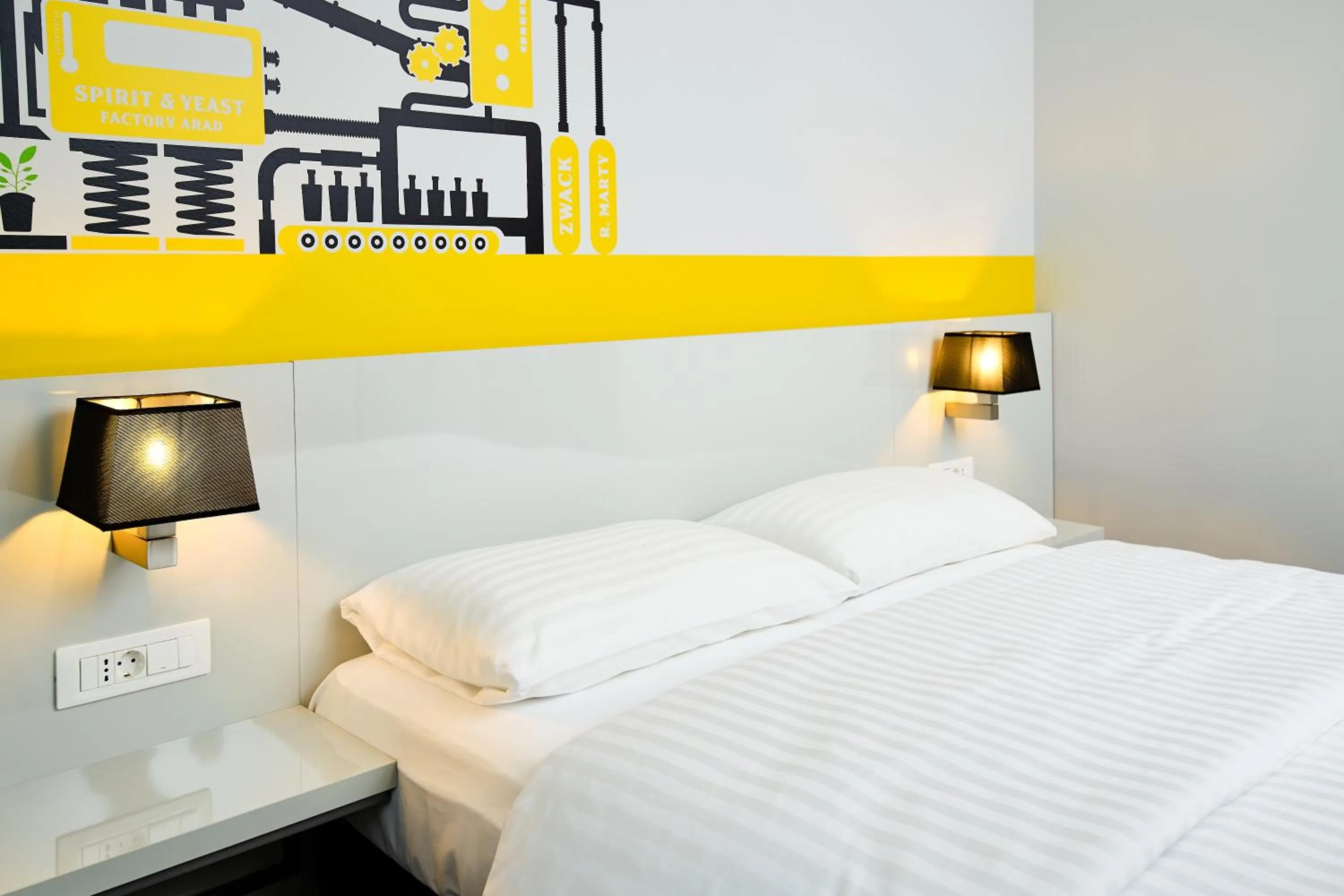 Bed in ibis Styles Arad