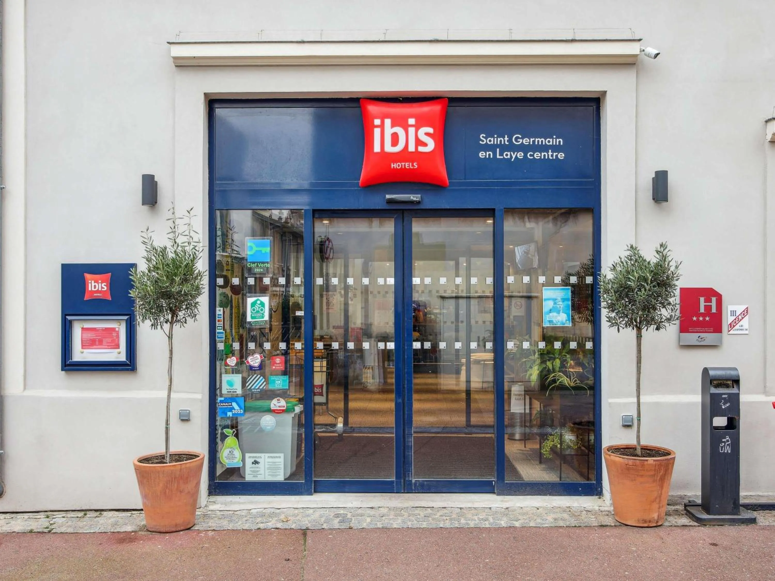 Property building in ibis Saint Germain en Laye Centre