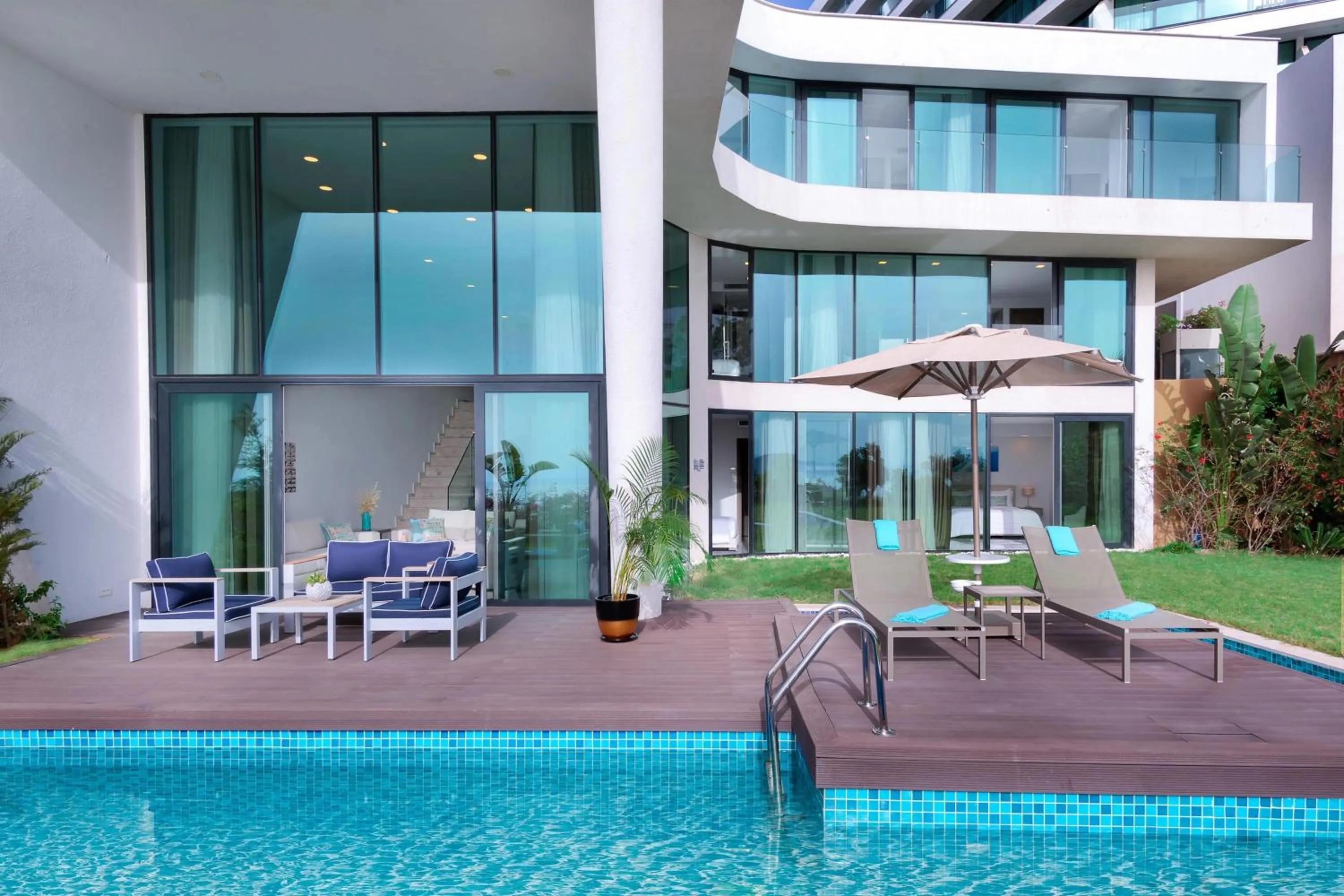 Swimming pool in Le Meridien Bodrum Beach Resort