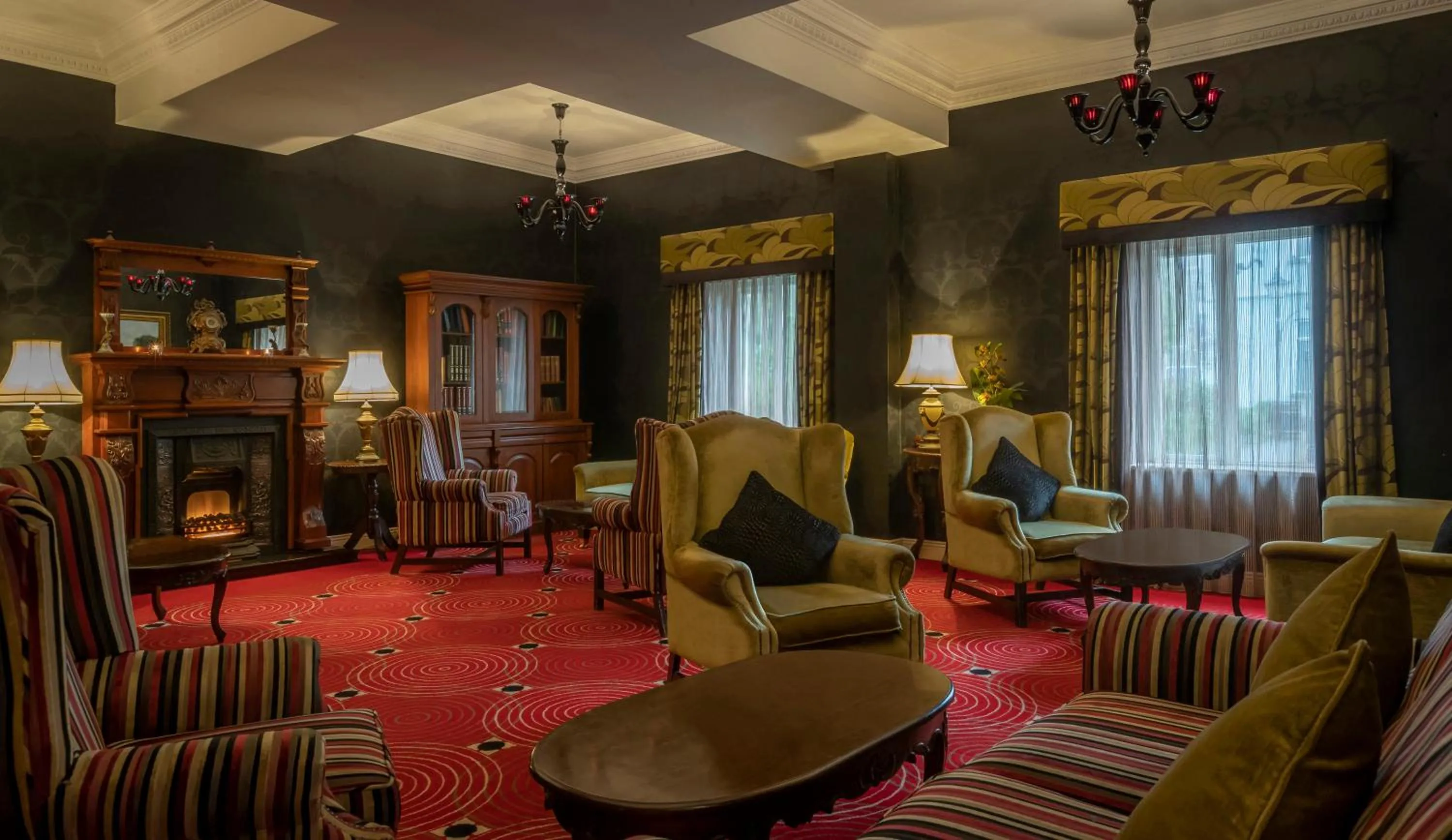 Lounge or bar in Temple Gate Hotel