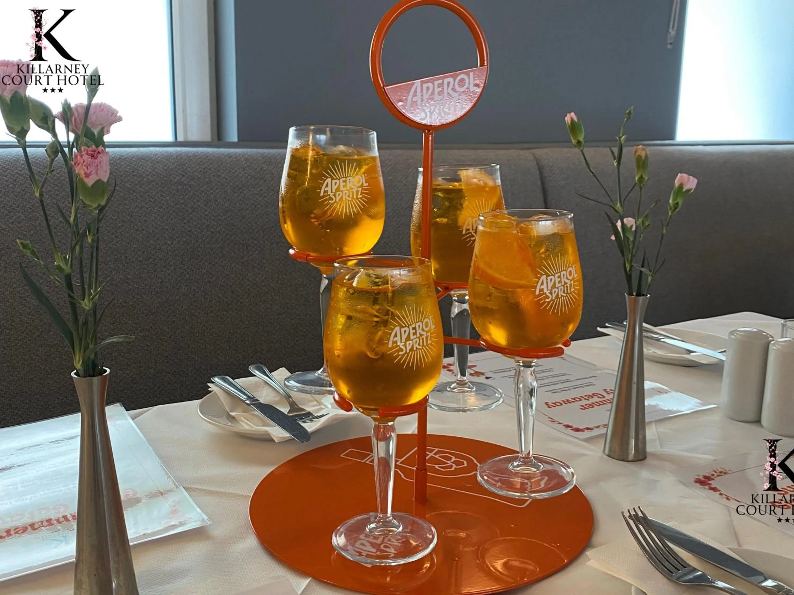 Lounge or bar in Killarney Court Hotel