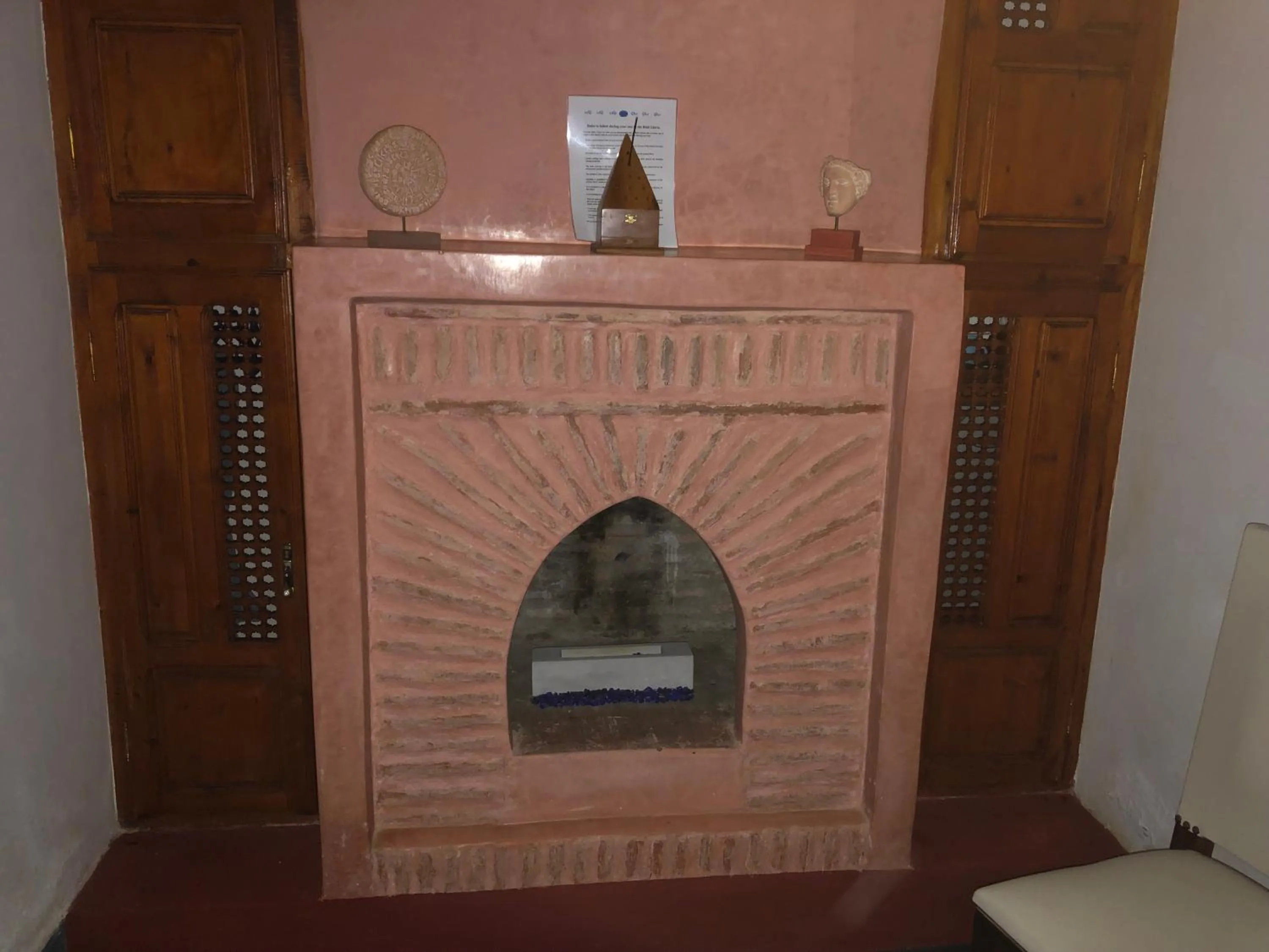 flat iron in Riad Gloria