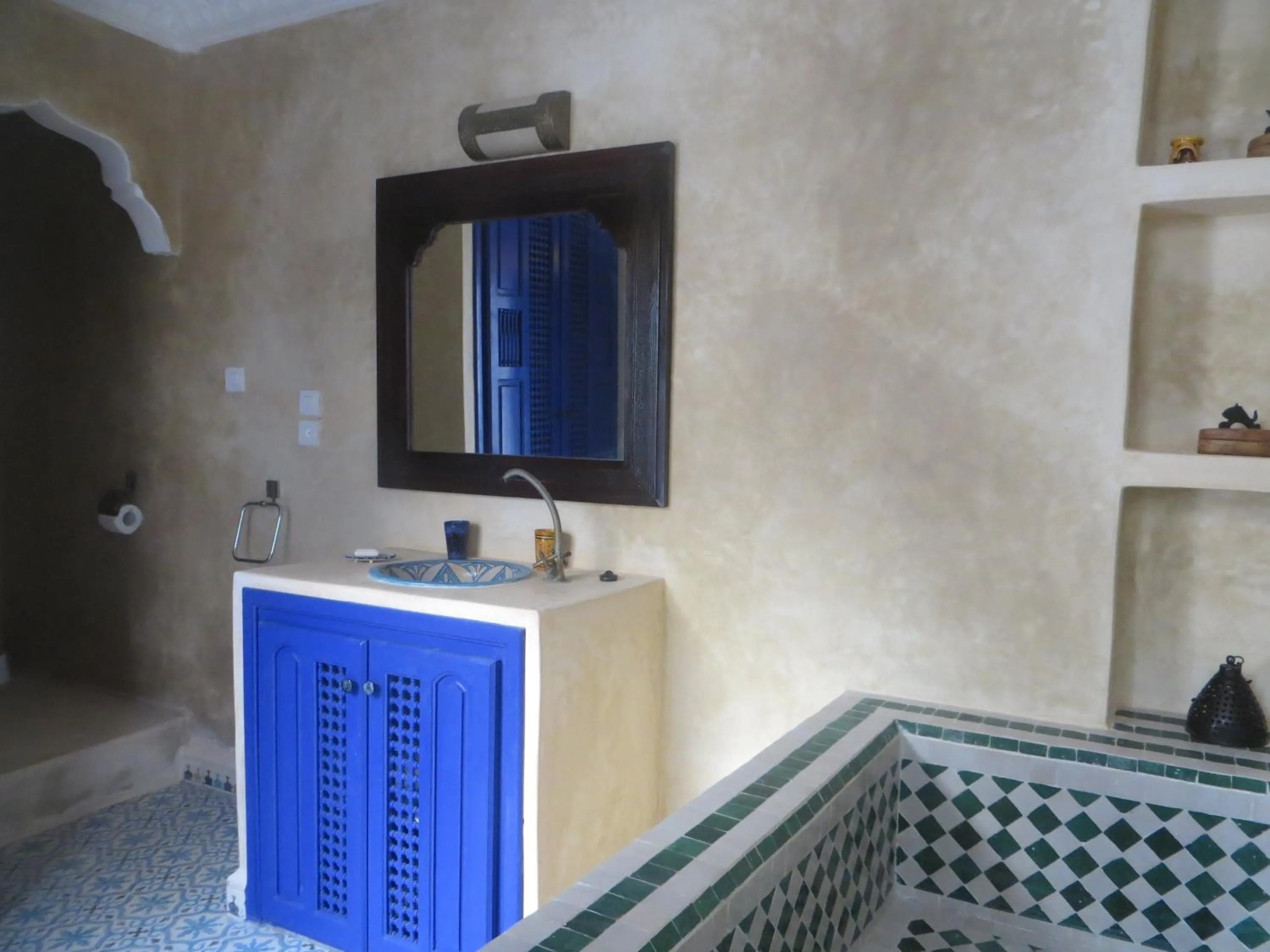 Bathroom in Riad Gloria