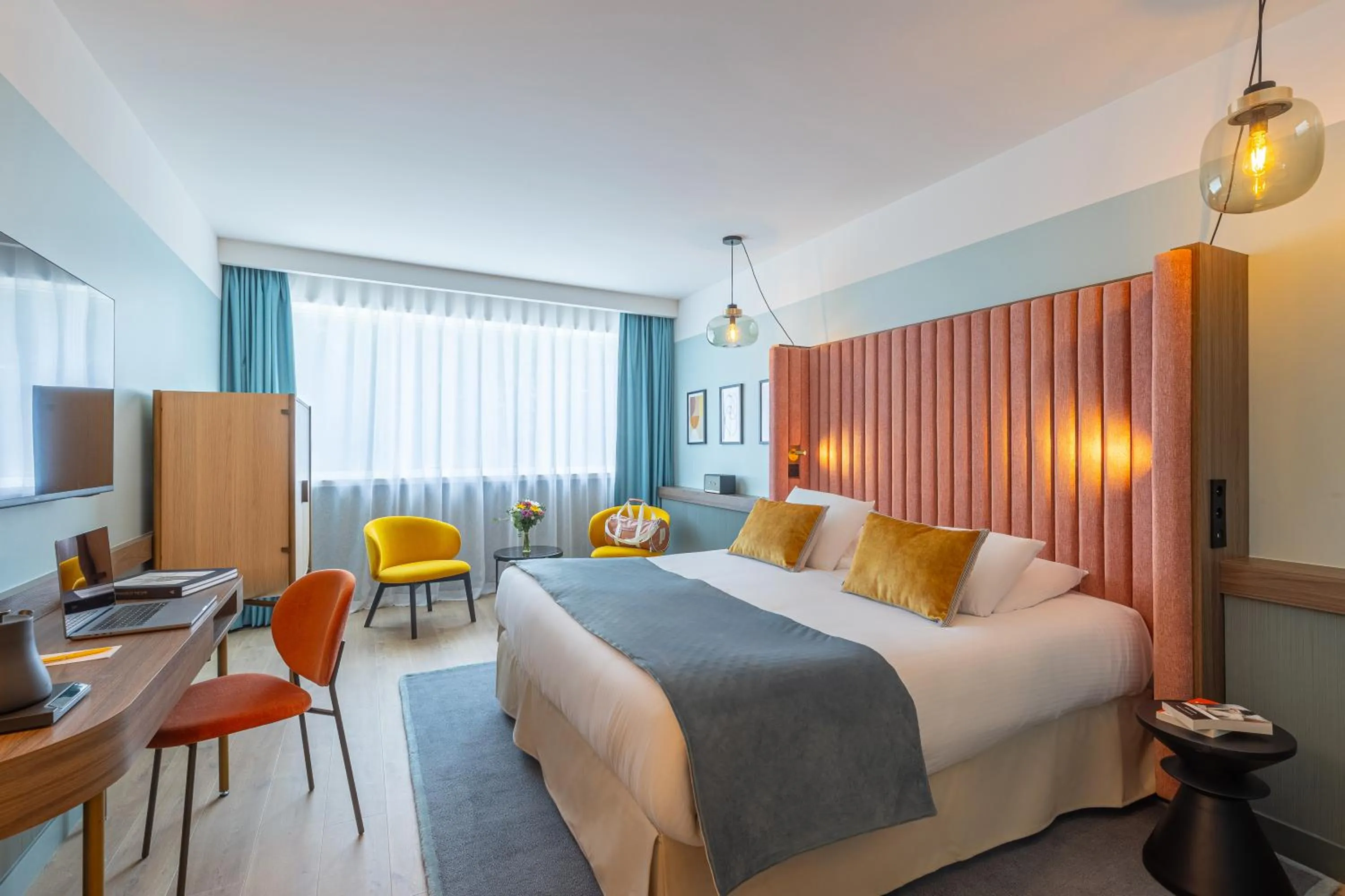 Bed in Golden Tulip Aix les Bains - Hotel & Spa