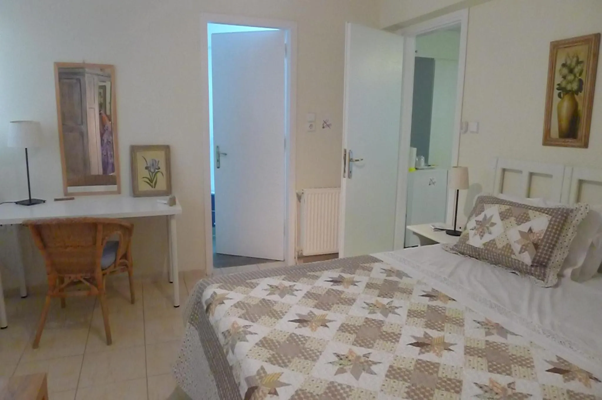 Photo of the whole room, Bed in St. Thomas Bed and Breakfast