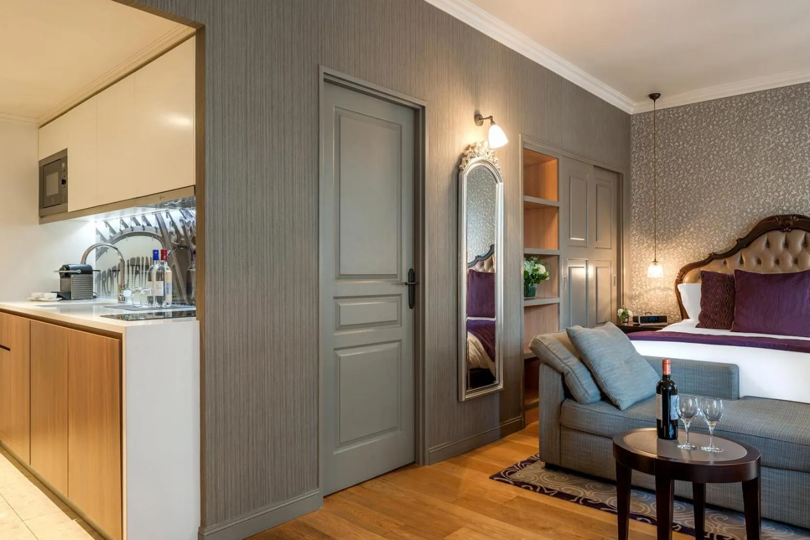 Bedroom in La Clef Louvre Paris by The Crest Collection