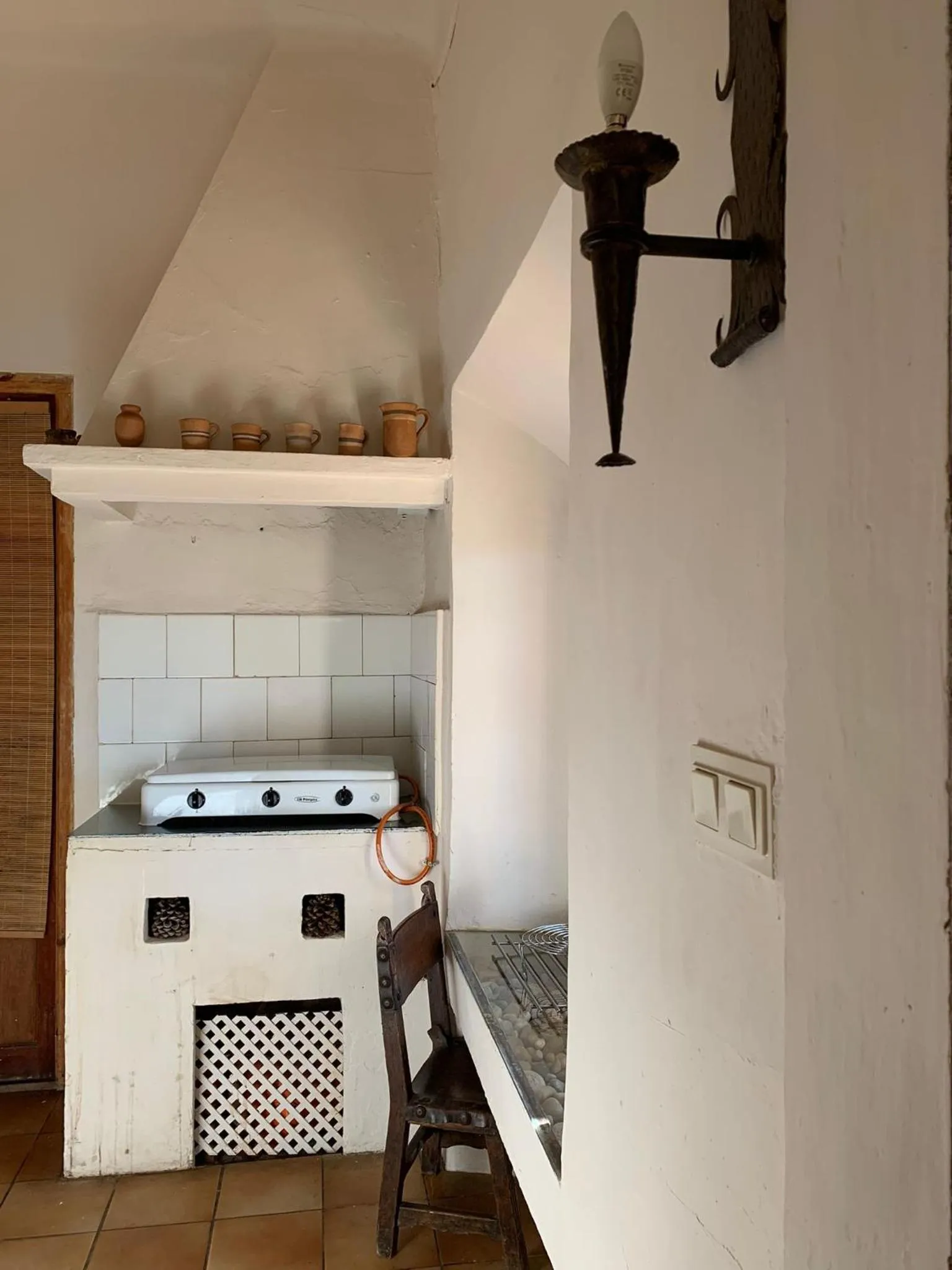 Kitchen or kitchenette in Casa Rural La Navarra